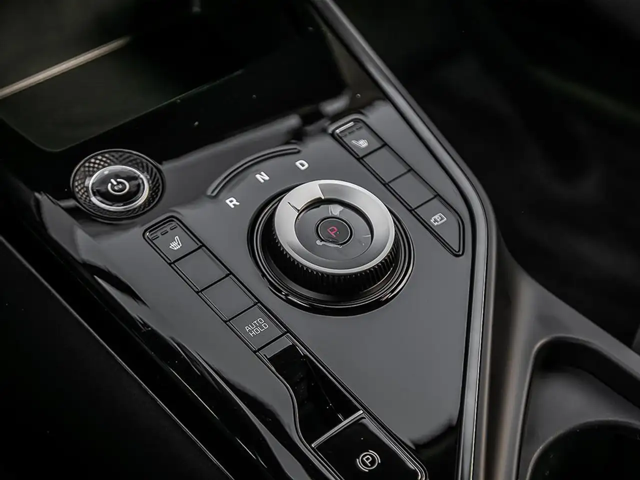 Kia Niro снимка Kia Niro