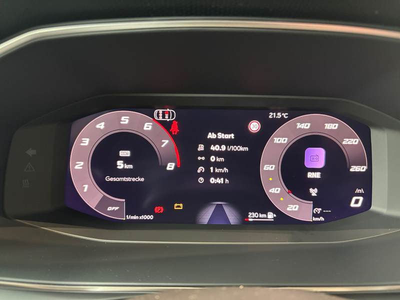 SEAT Leon Road Edition 1.5TSI 6-Gang 116PS PDC LED — photo 9