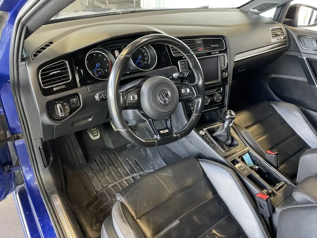 Volkswagen Golf R fotografie Volkswagen Golf R