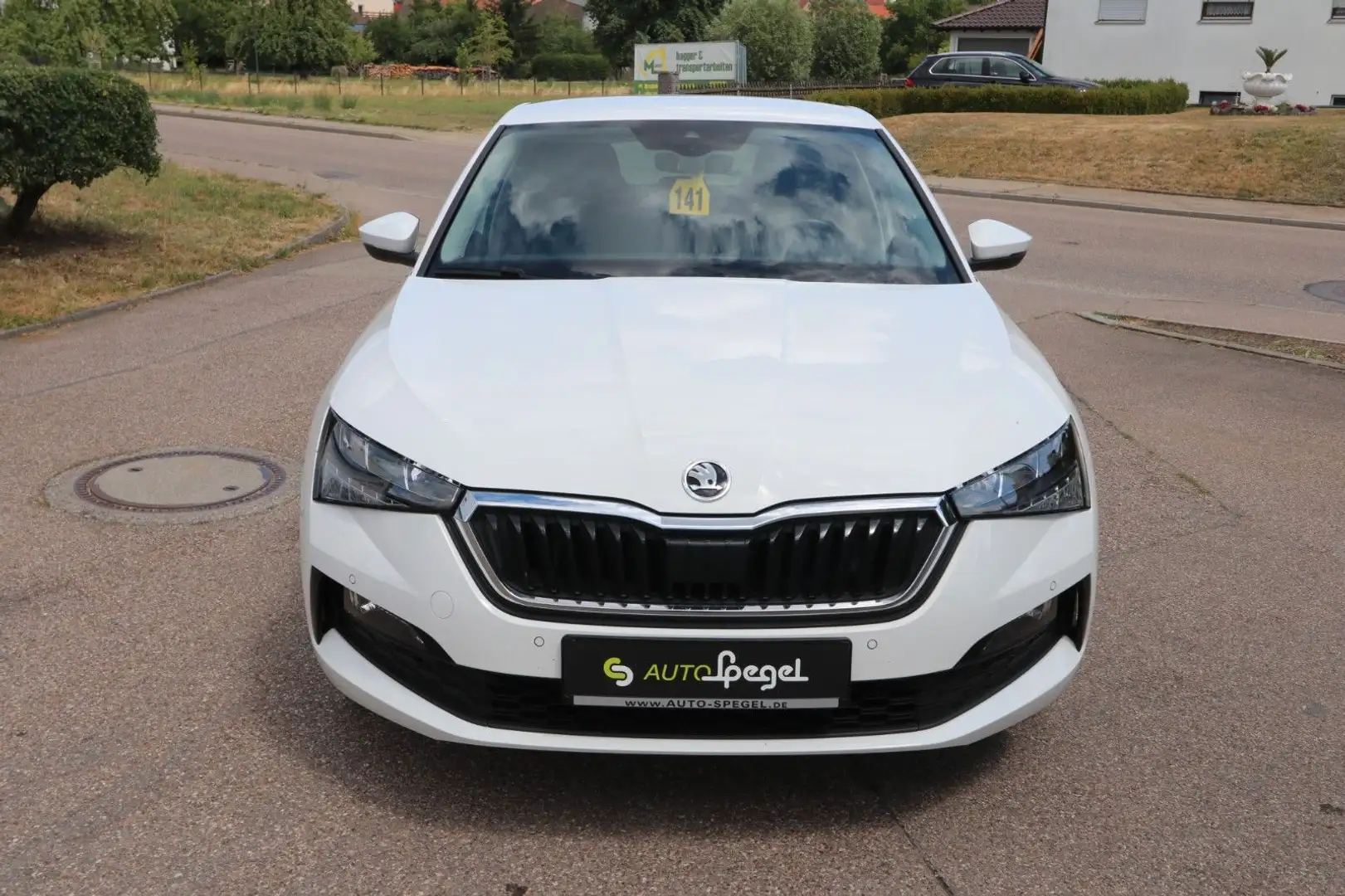 Skoda Scala Clever LED Navi PDC DAB SHZ Carplay Tempom Weiß - 2