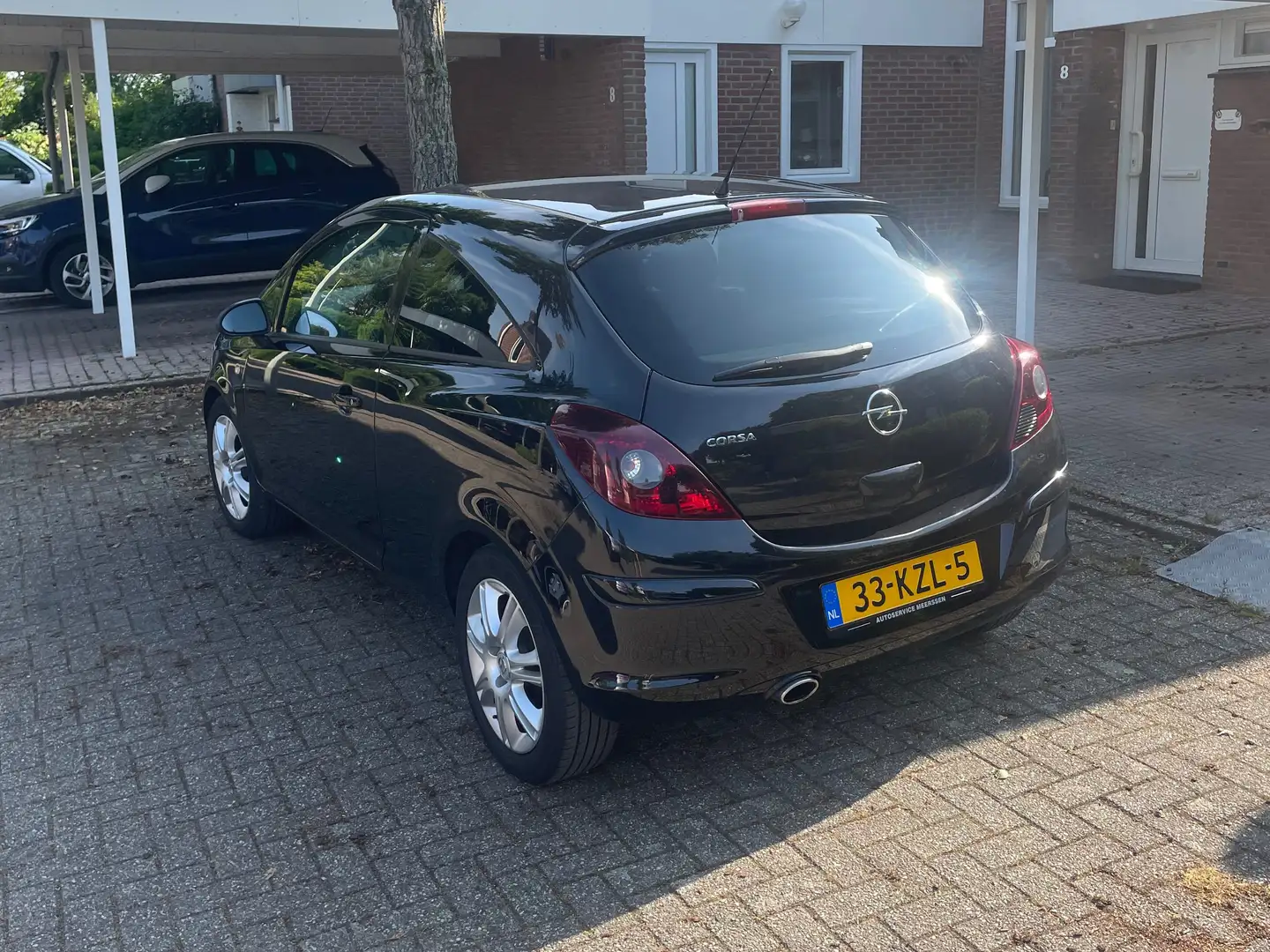 Opel Corsa Corsa 1.4-16V Color Edit. Schwarz - 2