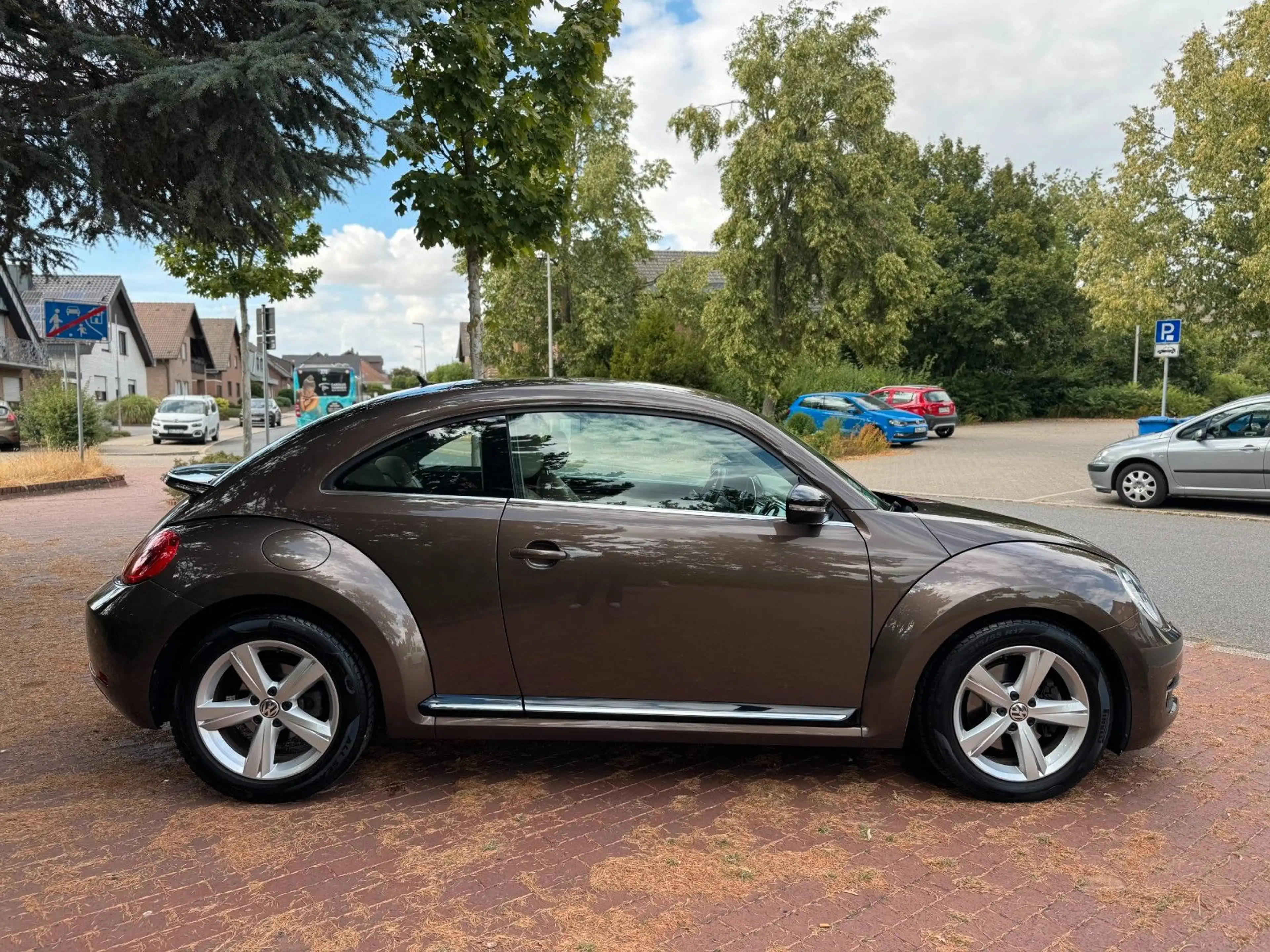 Volkswagen Beetle Sport|TFL|Shzg|PDC|Touch|AUX/USB! — photo 9