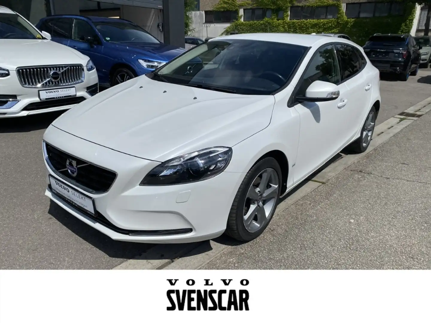 Volvo V40 You! T2 Digitales Cockpit Bi-Xenon Dyn. Kurvenlich Weiß - 1