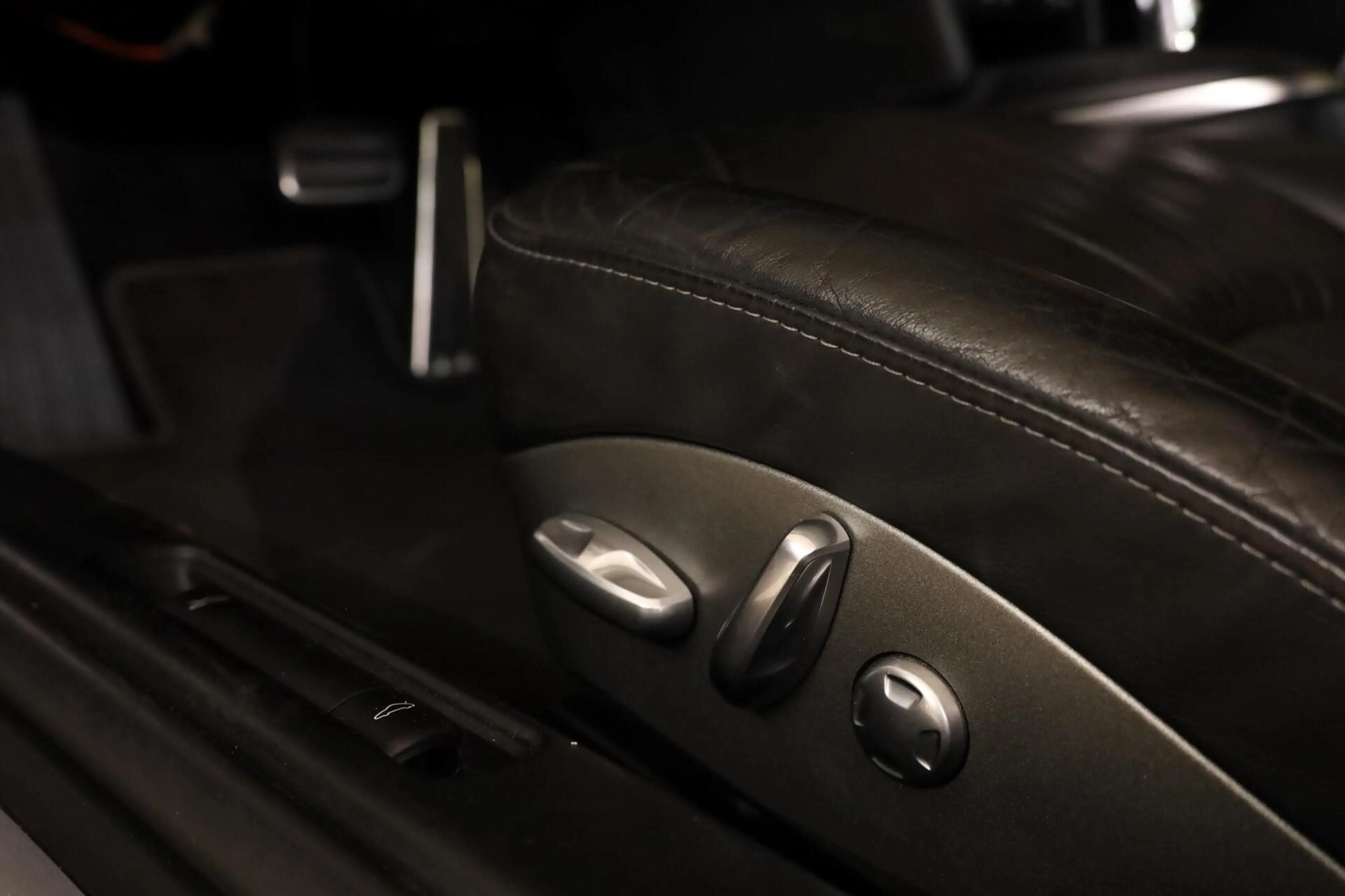 Porsche 997 3.8 Carrera 4S — photo 19