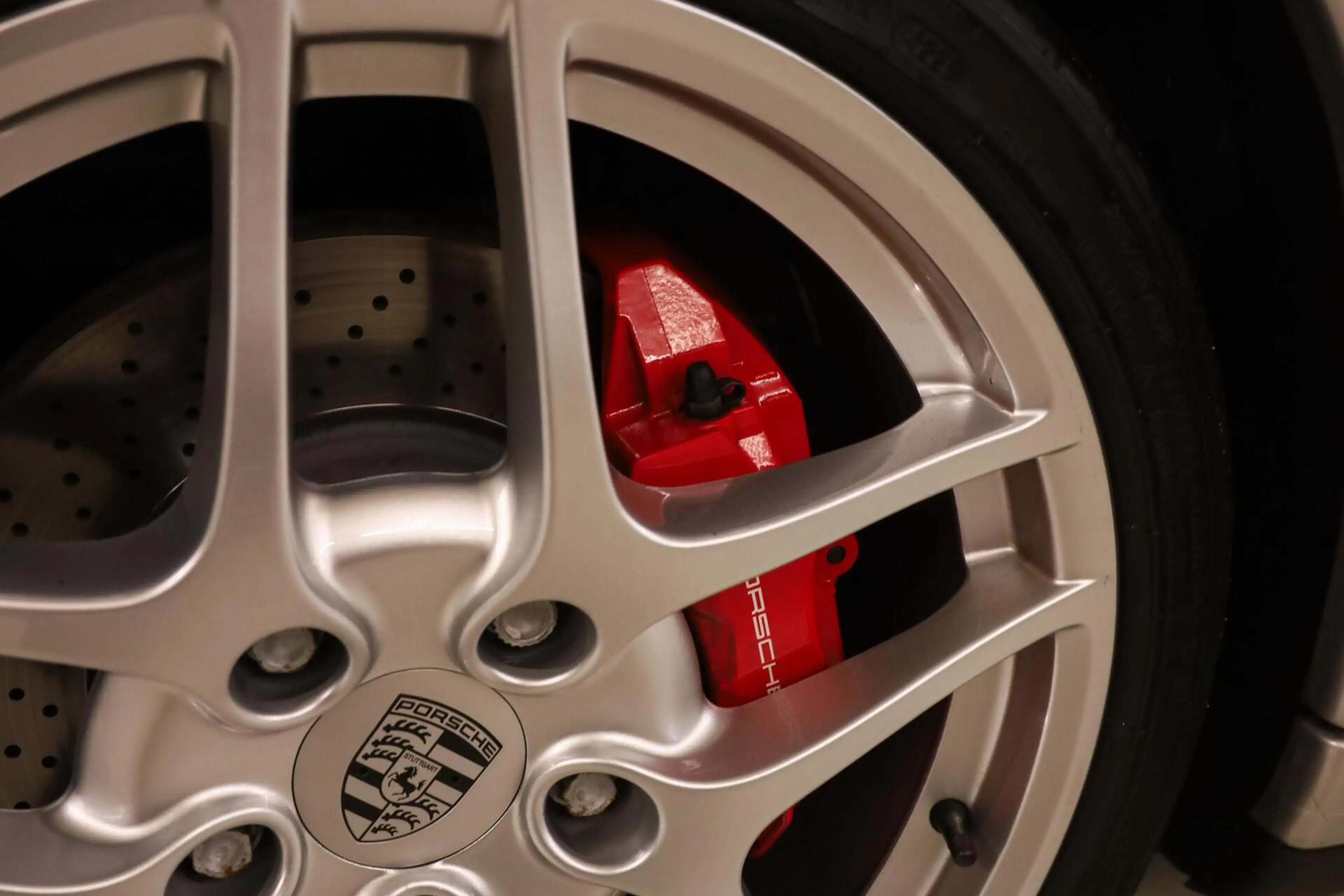 Porsche 997 3.8 Carrera 4S — photo 29