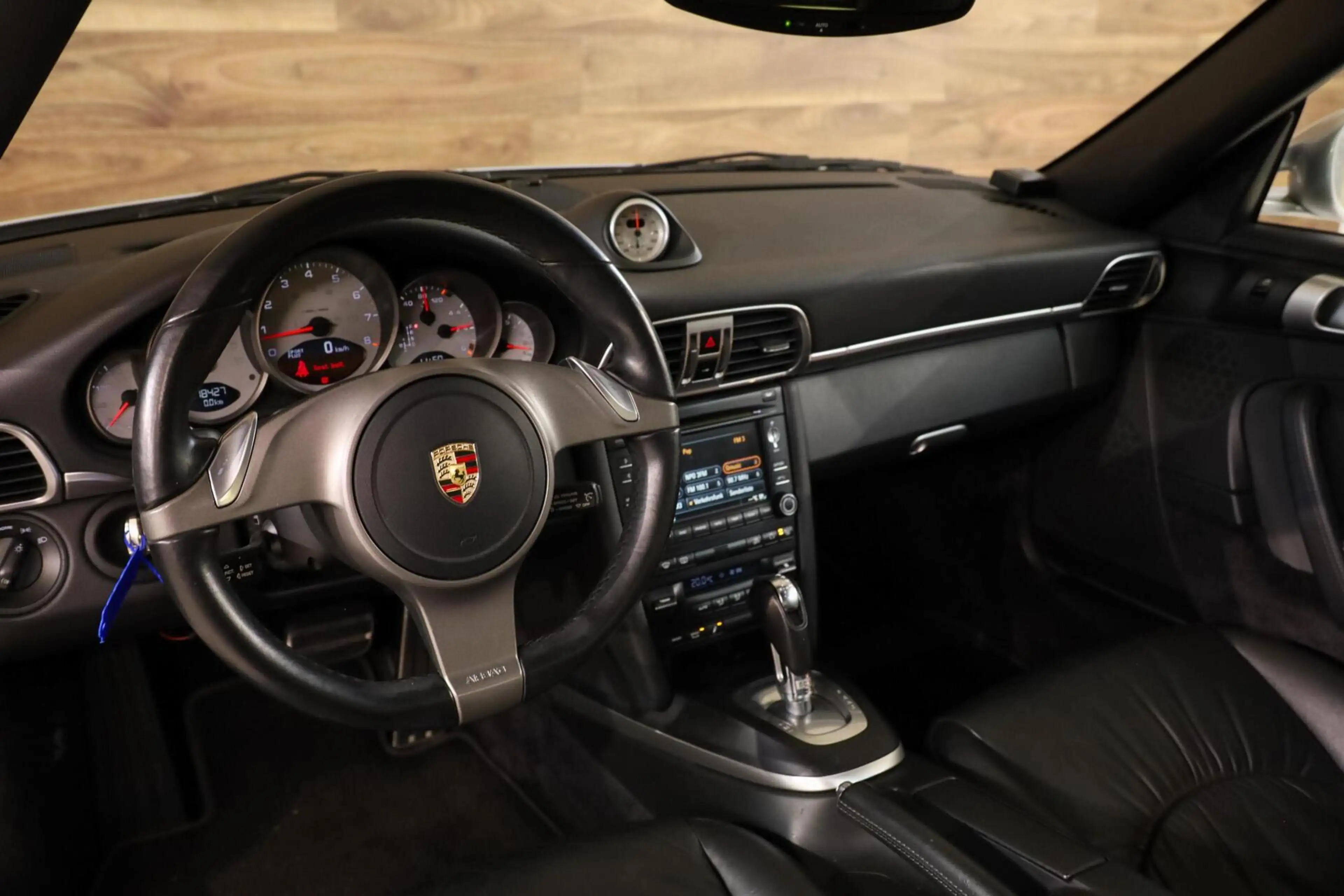 Porsche 997 3.8 Carrera 4S — photo 3