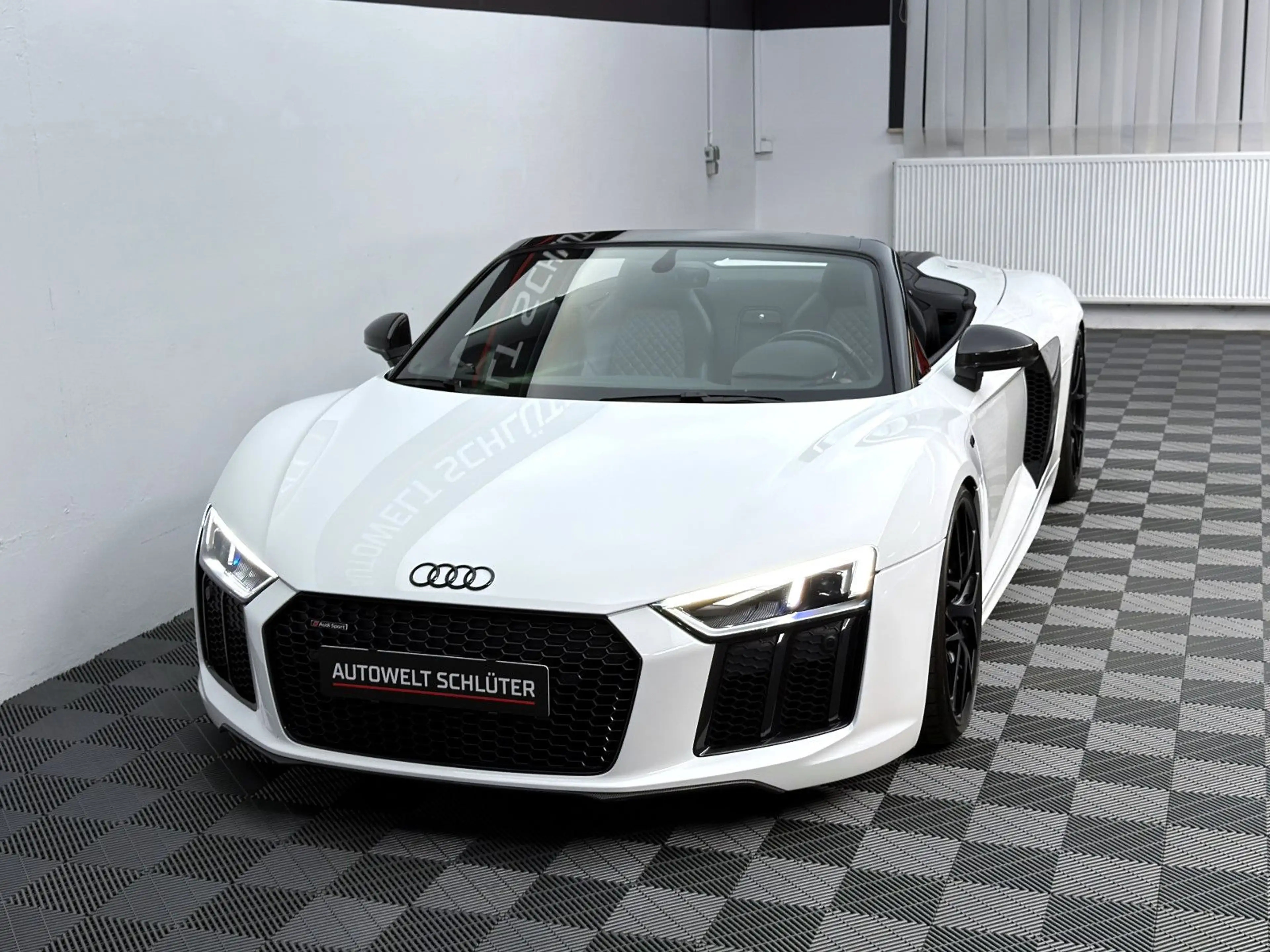 Audi R8 Spyder 5.2 FSI quattro*KW*20 Zoll BBS*Tausch*