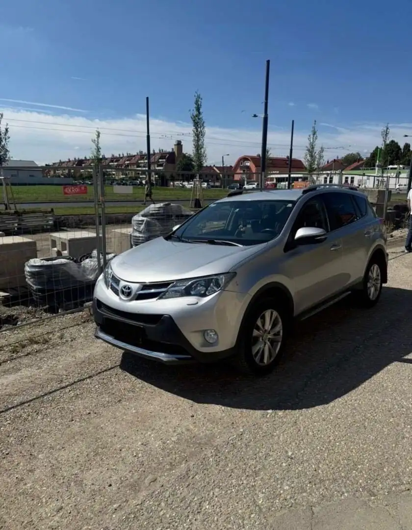 Toyota RAV4 2,2 D-4D AWD - 1
