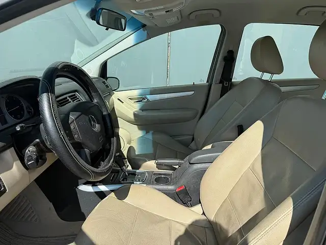 Mercedes-Benz B-Class view 7