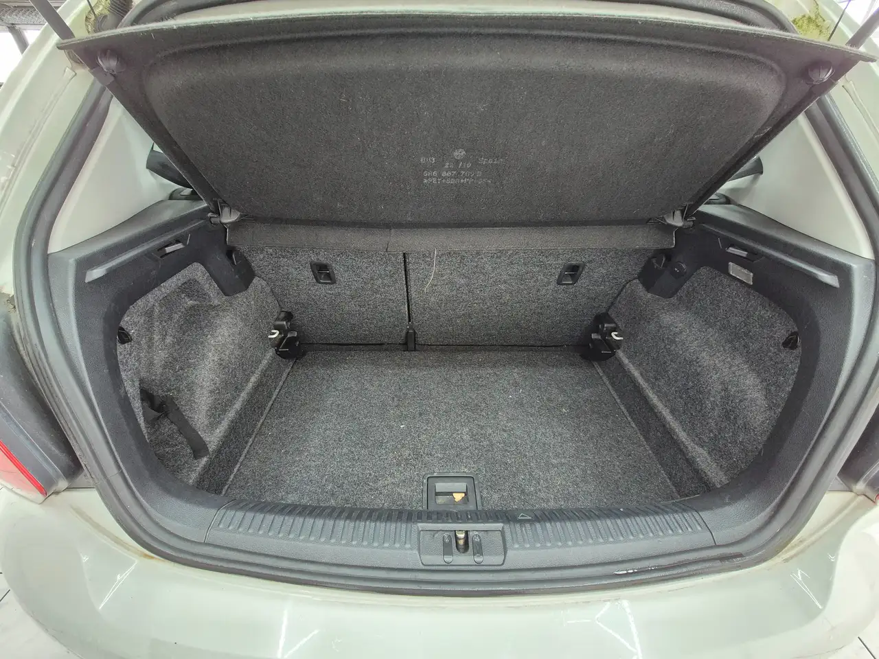 Volkswagen Polo Citadine 5 portes — photo 9