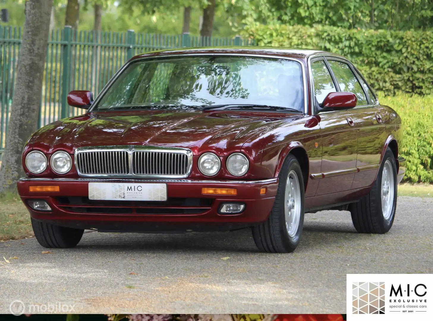 Jaguar Executive 3.2 3.2 Rood - 1