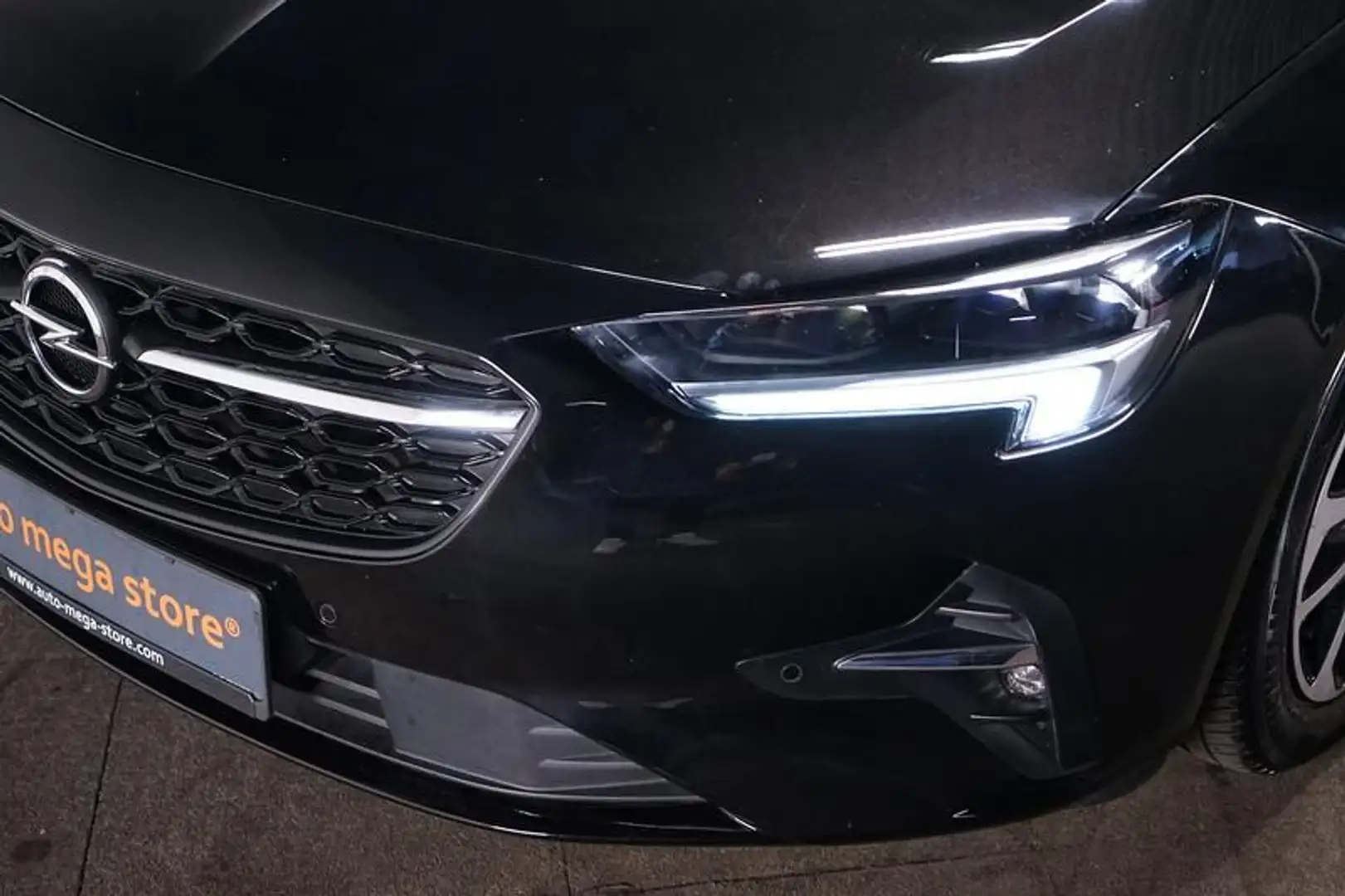 Opel Insignia 1.5 D Sports Tourer Aut.*Navi*PDC*LED*T Noir - 2