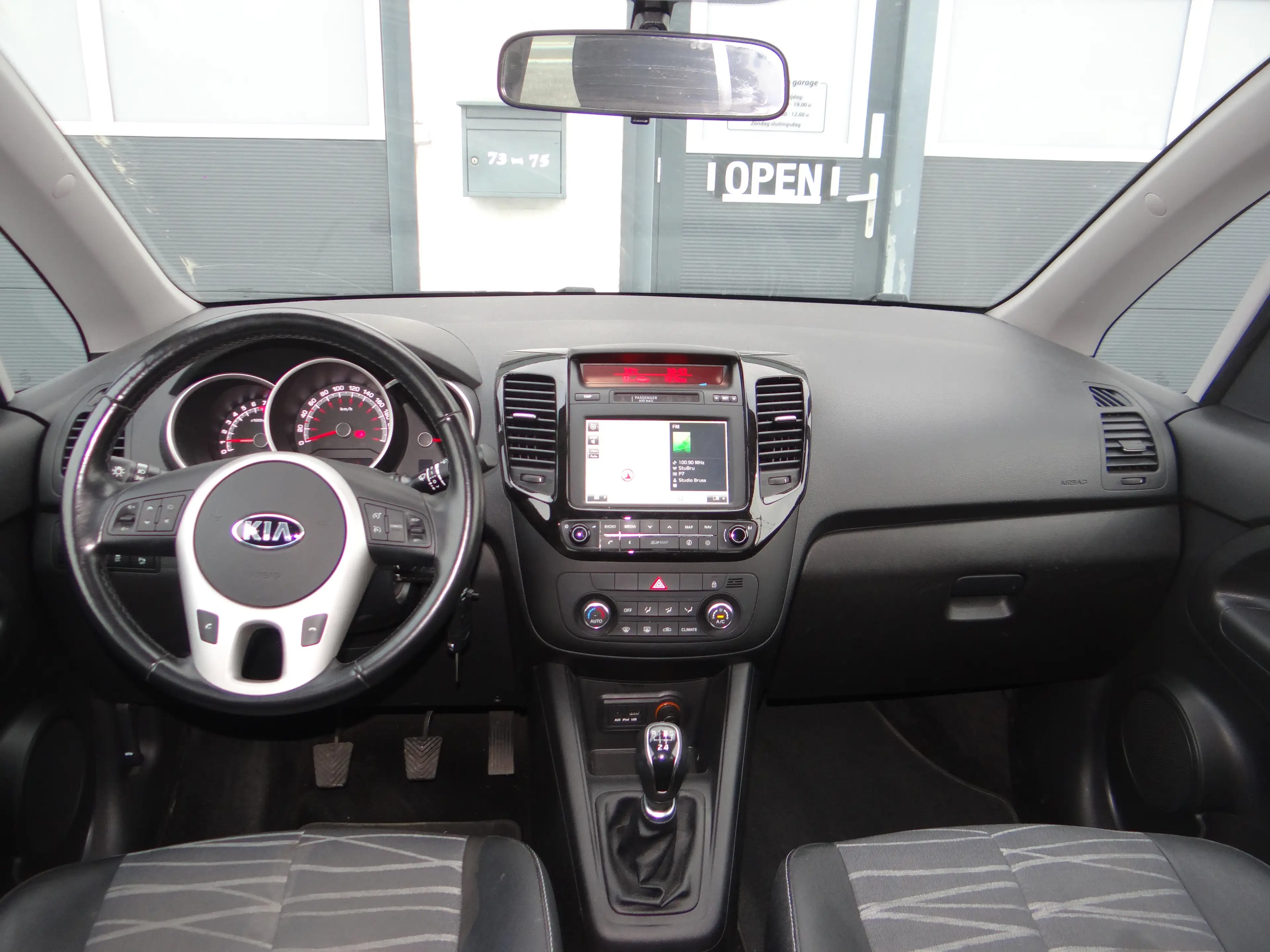 Kia Venga Venga 1.4i Lounge — photo 11