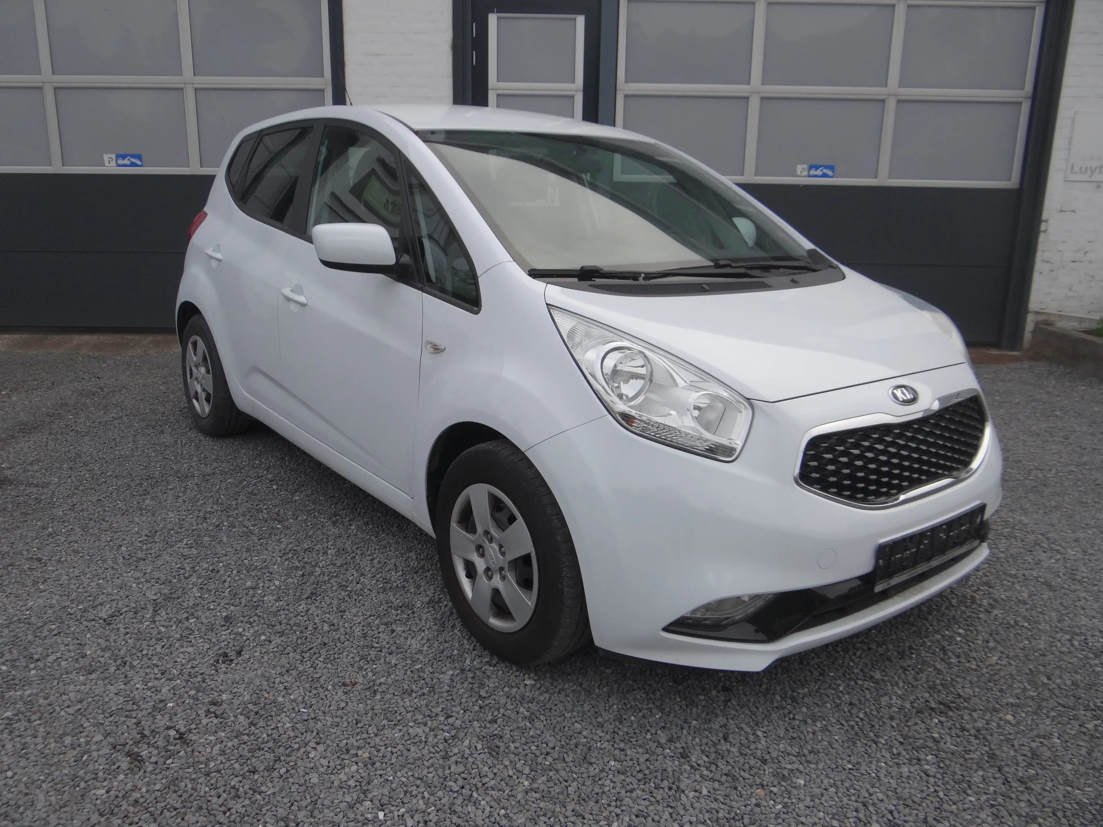 Kia Venga Venga 1.4i Lounge — photo 2