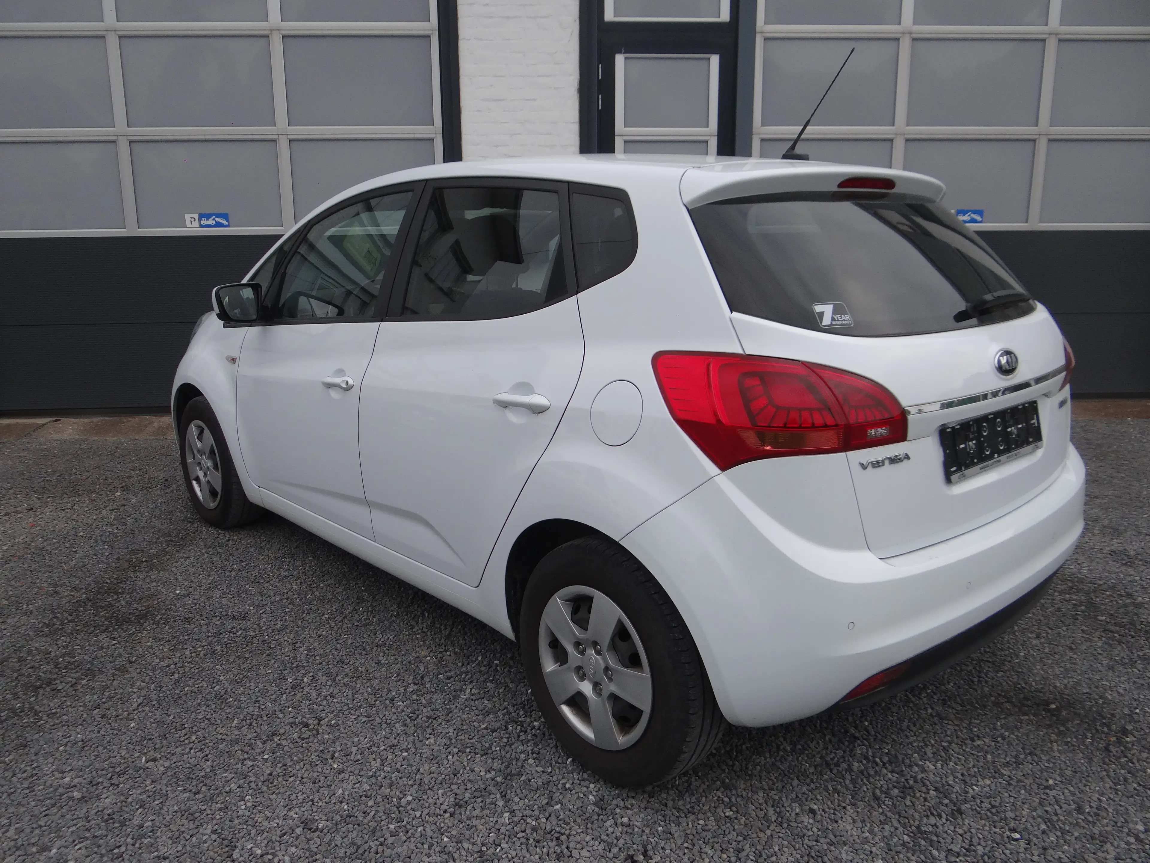 Kia Venga Venga 1.4i Lounge — photo 6