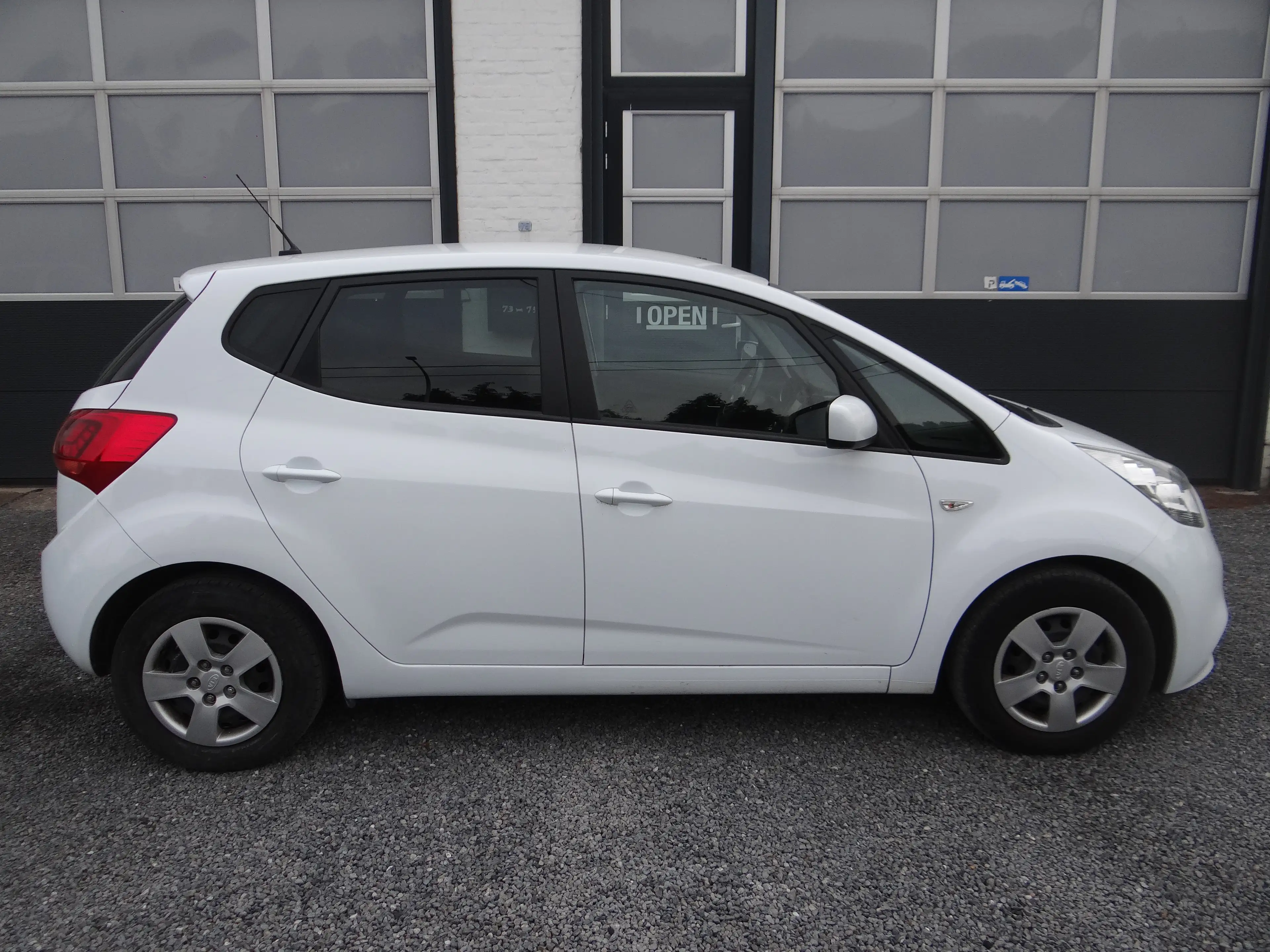Kia Venga Venga 1.4i Lounge — photo 3
