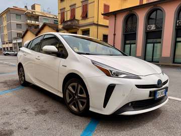 Prius IV 2019 1.8h Lounge awd-i ecvt my20