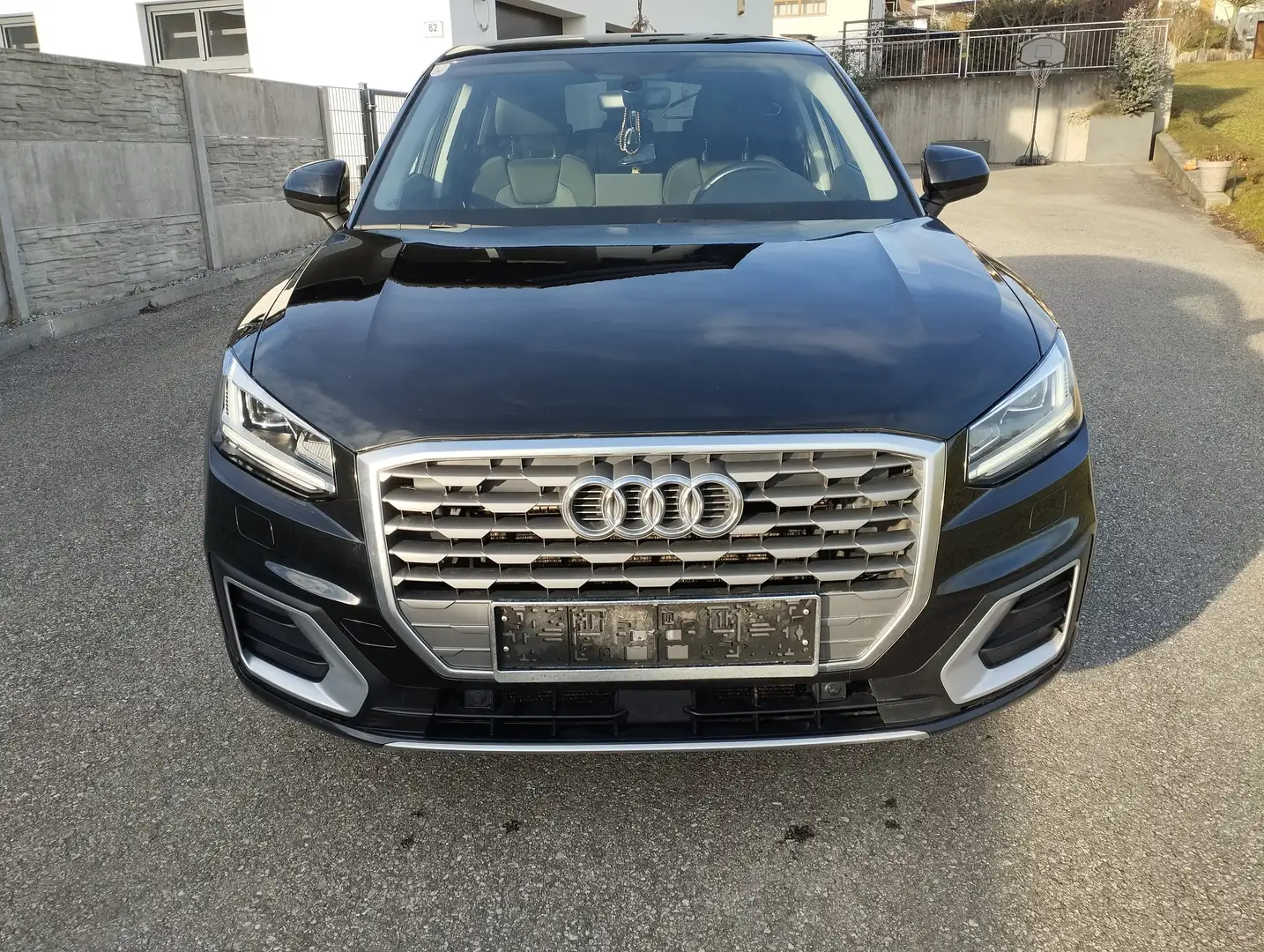 Audi Q2 Q2 1,6 TDI Sport Sport Schwarz - 2