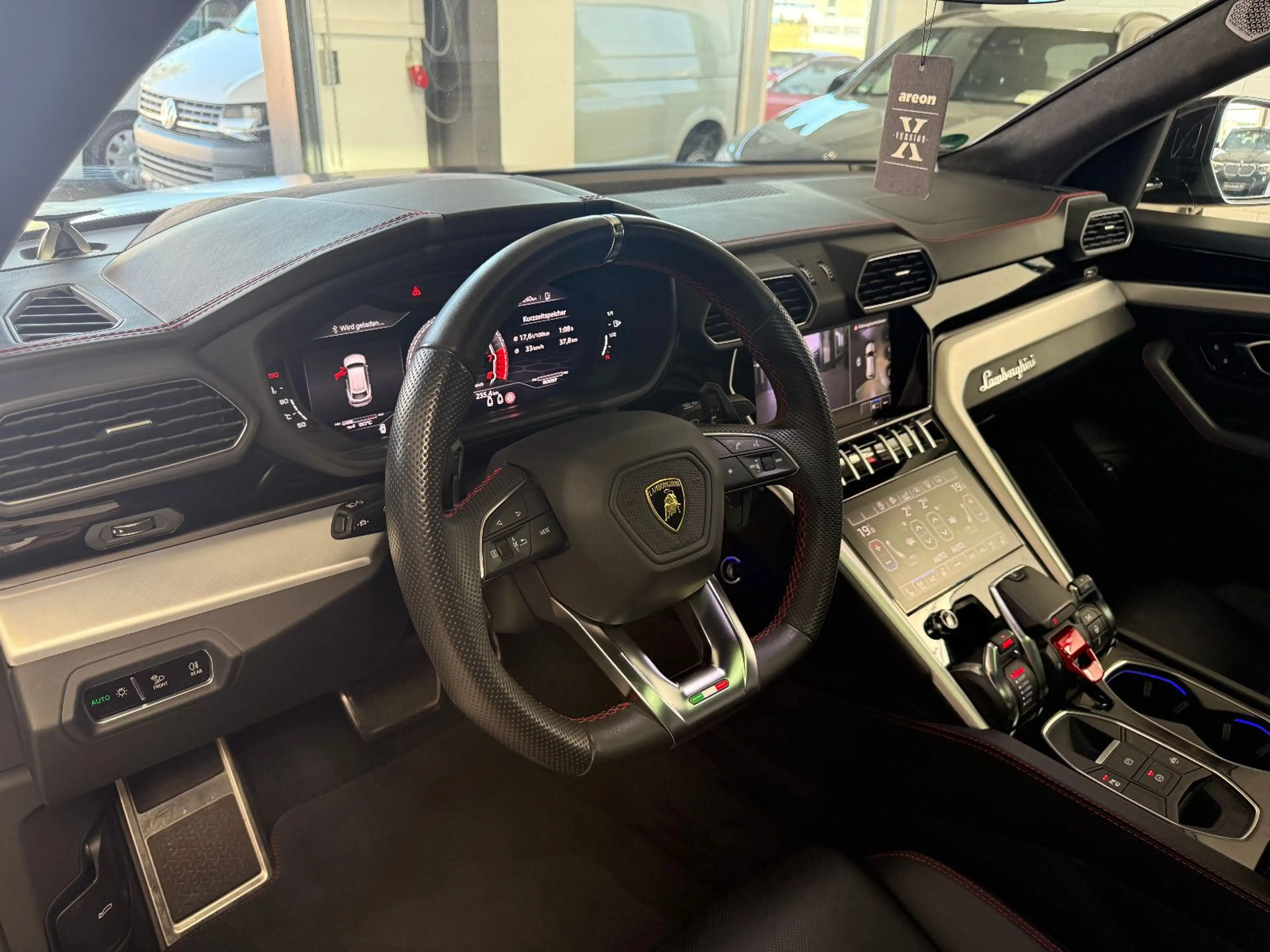 Lamborghini Urus 4,0*AKRAPOVIC-B&O-GARANTIE09/27-SERVICE NEU* — photo 11