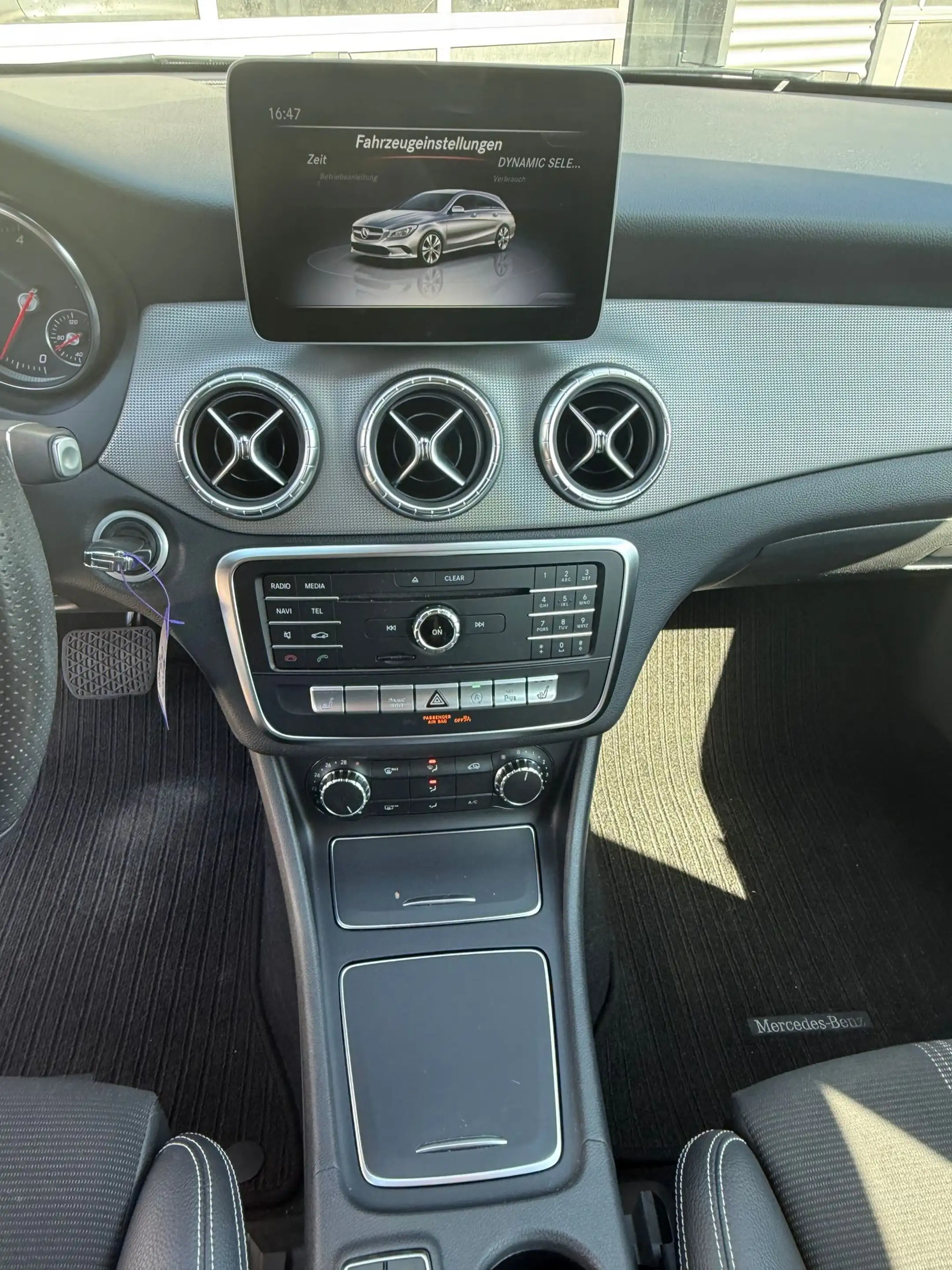 Mercedes-Benz CLA 200 CLA 200 CDI / d (117.908) — photo 13