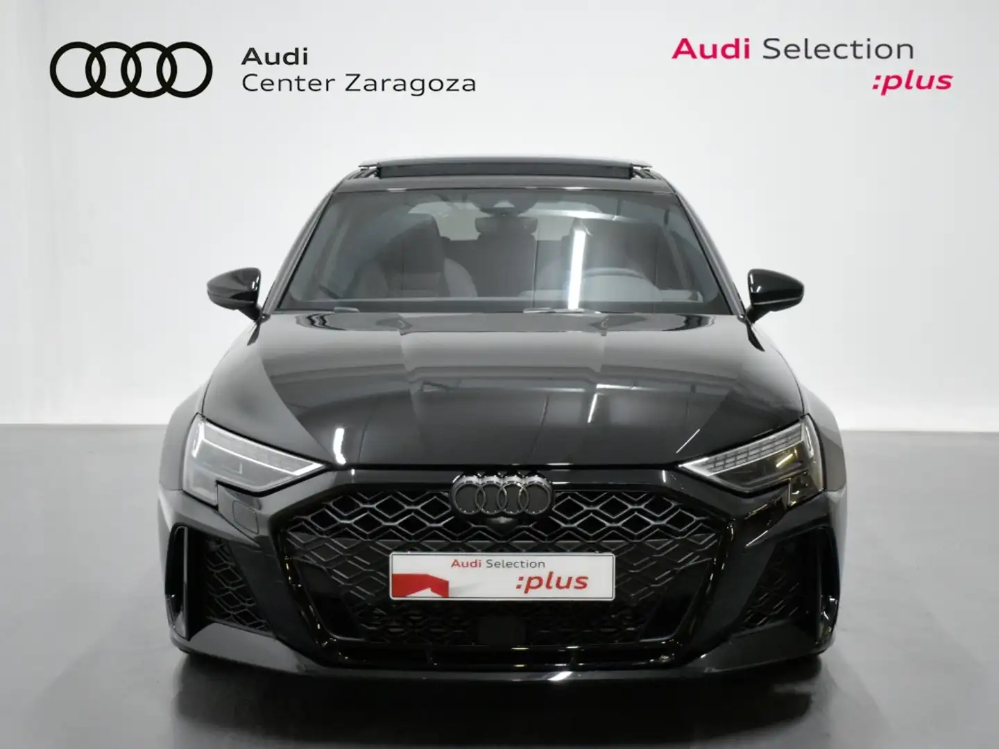 Audi RS3 Sportback quattro S tronic Zwart - 2