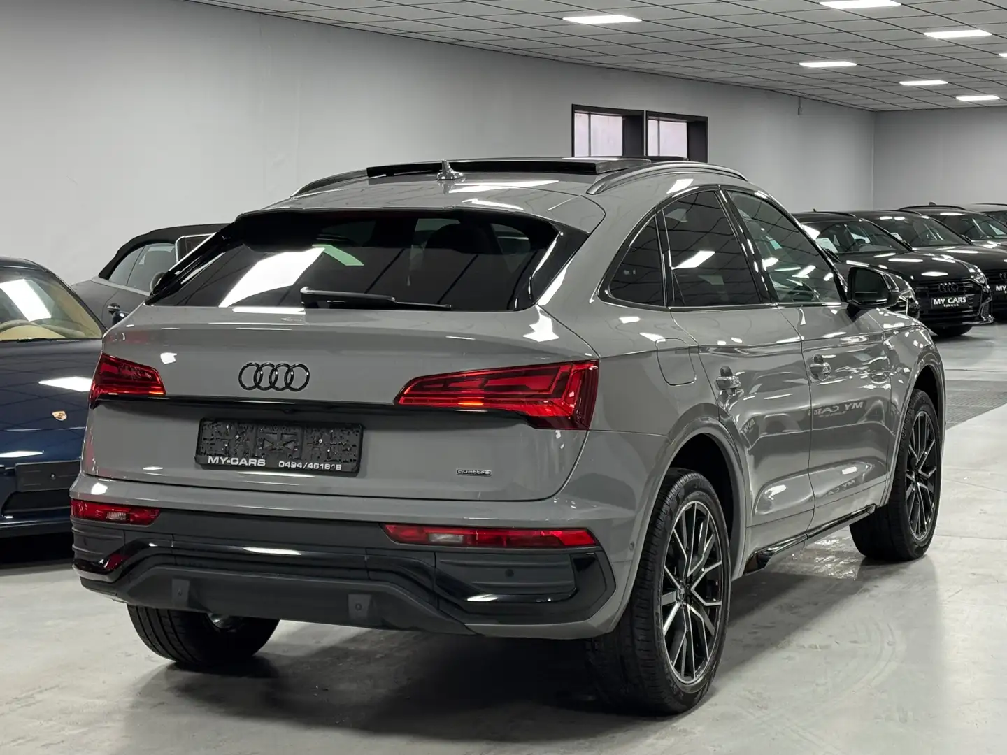 Audi Q5 2.0 Tdi 204 Cv Quattro S-Line Black Edition Pano Gris - 2