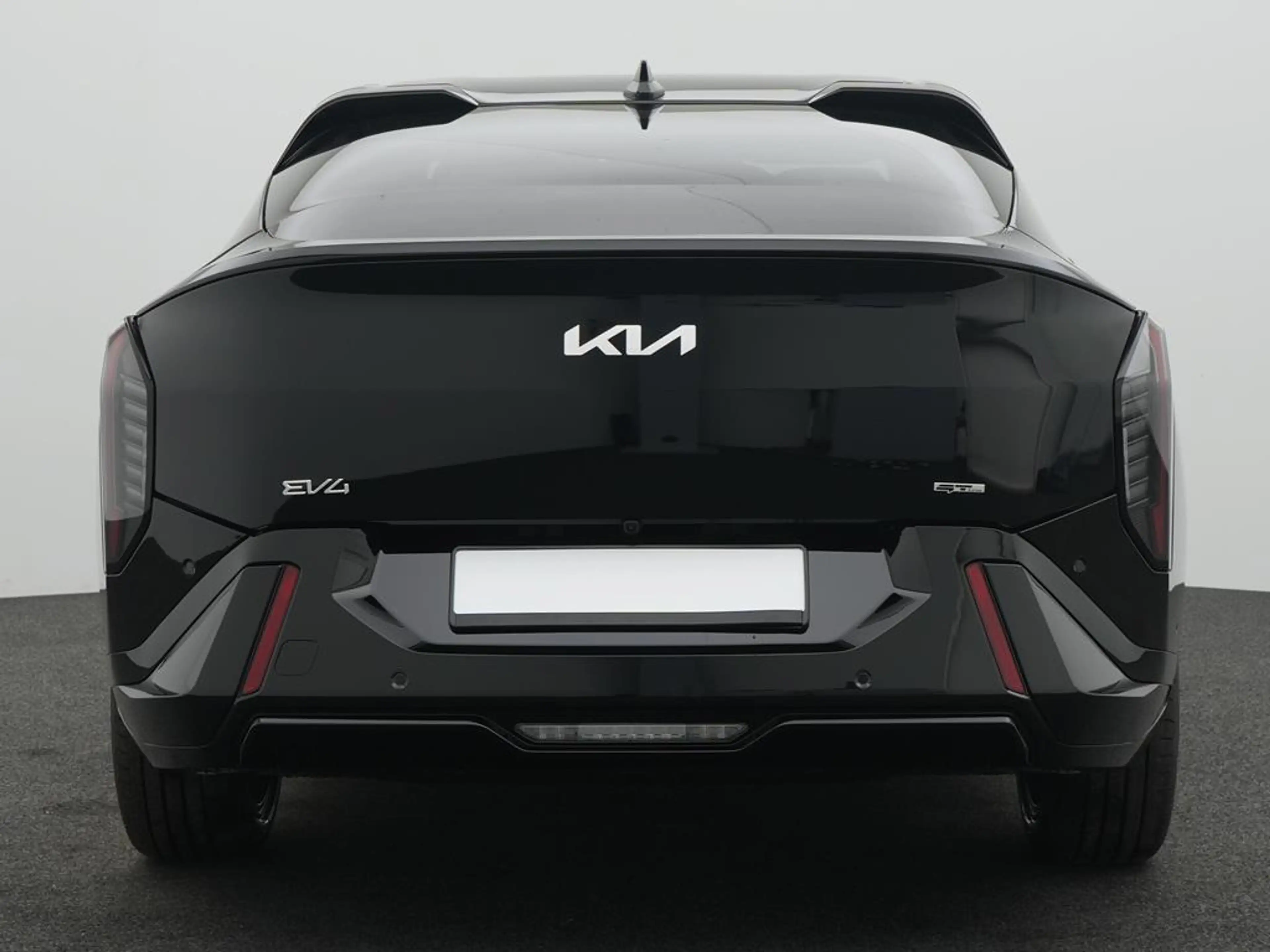 Kia EV4 FB 81 FWD GTL DWP COM CON — photo 4