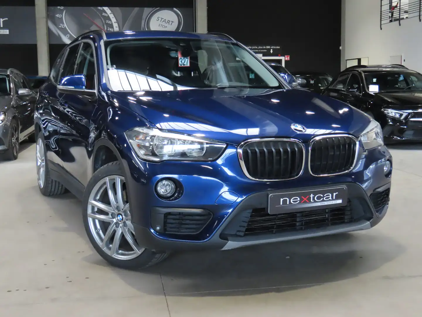 BMW X1 18dAS xDrive 150 NAVI-CRUISE-PARKING-HARMAN KARDON Bleu - 2