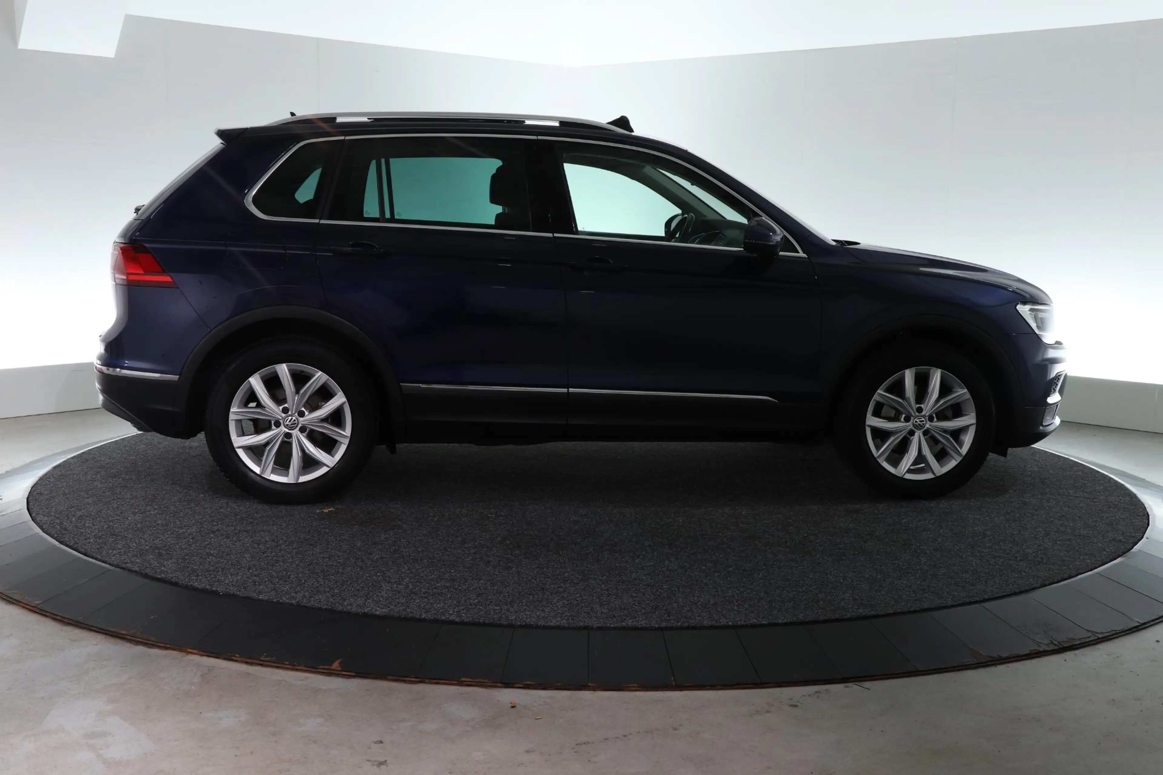 Volkswagen Tiguan 1.4 TSI ACT Highline | ALL-IN PRIJS | SCHUIF-KANTE — photo 8