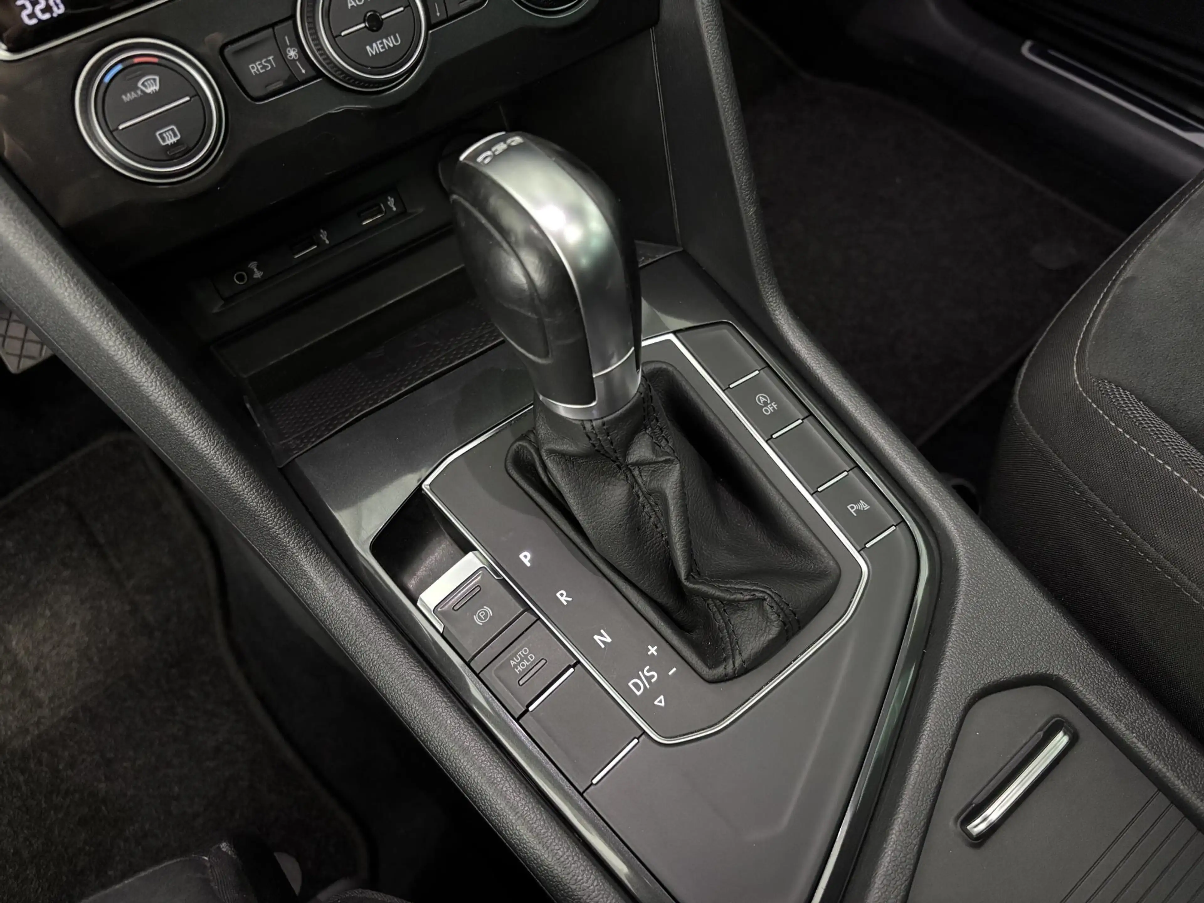 Volkswagen Tiguan 1.4 TSI ACT Highline | ALL-IN PRIJS | SCHUIF-KANTE — photo 15