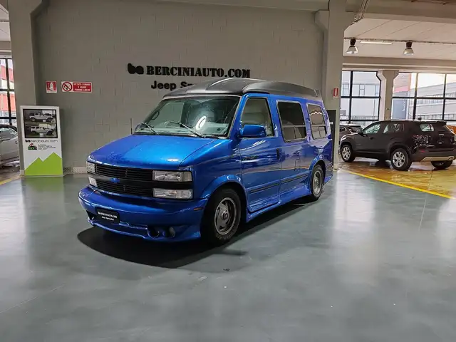 Chevrolet Astro Special Edition