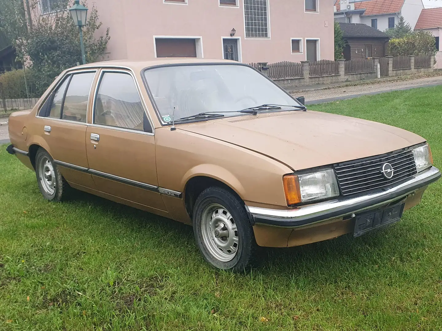 Opel Rekord Rekord 2000 E1 Braun - 1