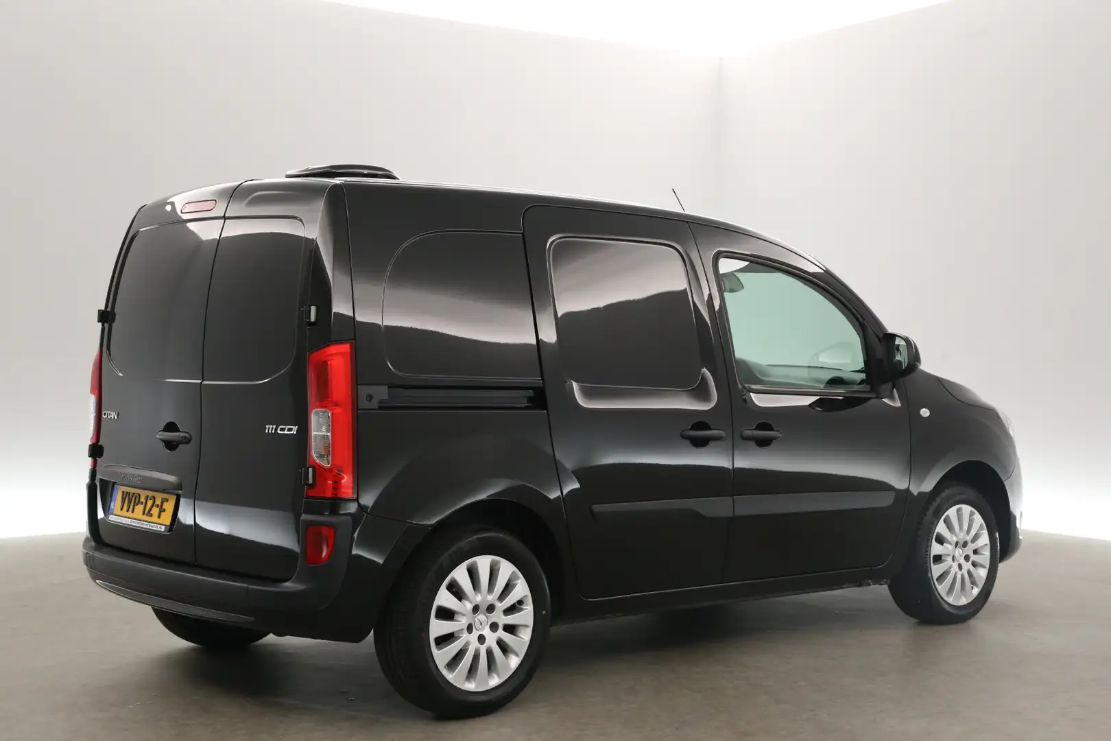Mercedes-Benz Citan 111 CDI BlueEFFICIENCY L1H1 | MARGE! | Airco Camer Zwart - 2