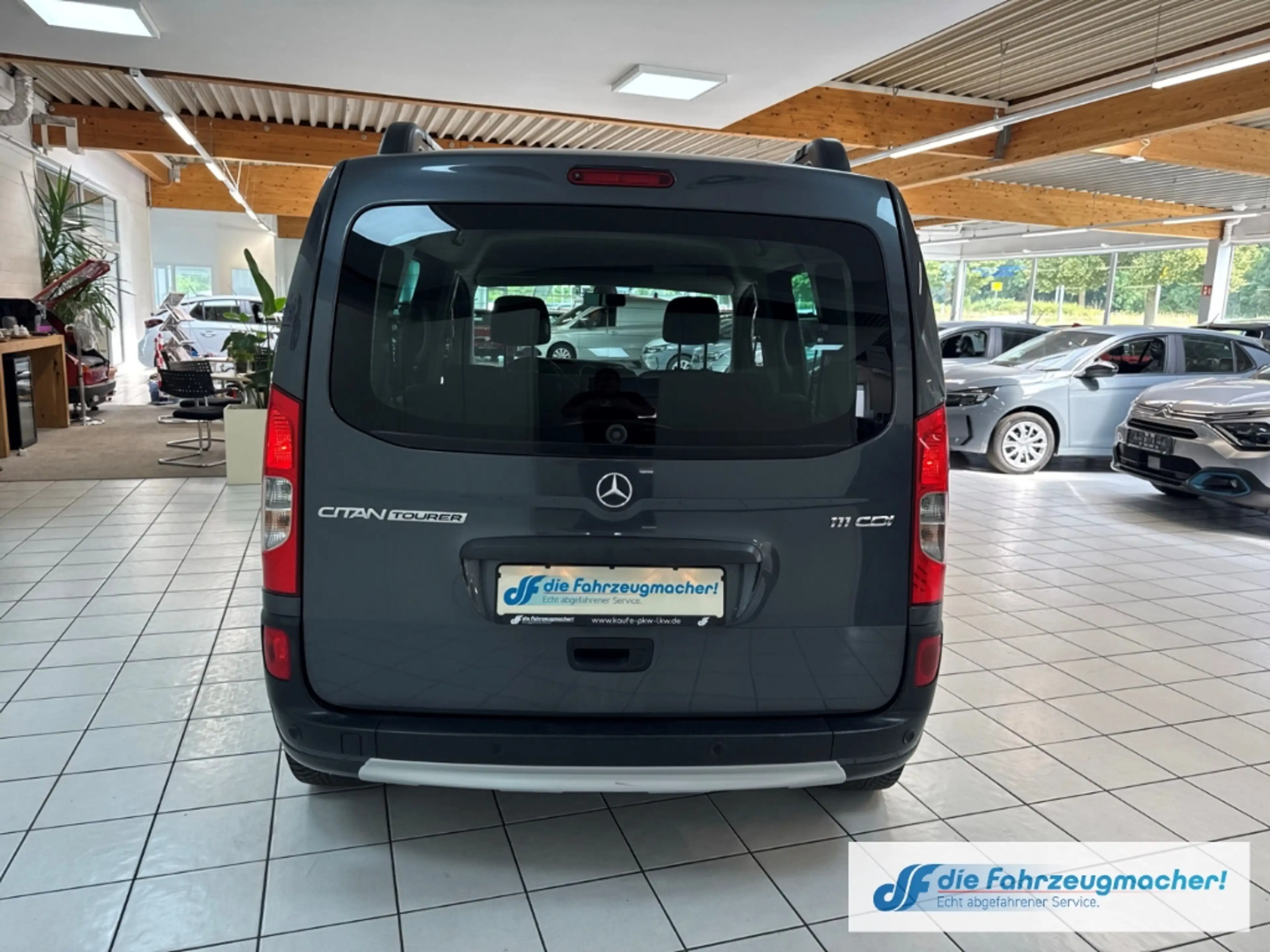 Mercedes-Benz Citan 111 CDI lang Tourer Edition Klimaautom SHZ Temp P — photo 7
