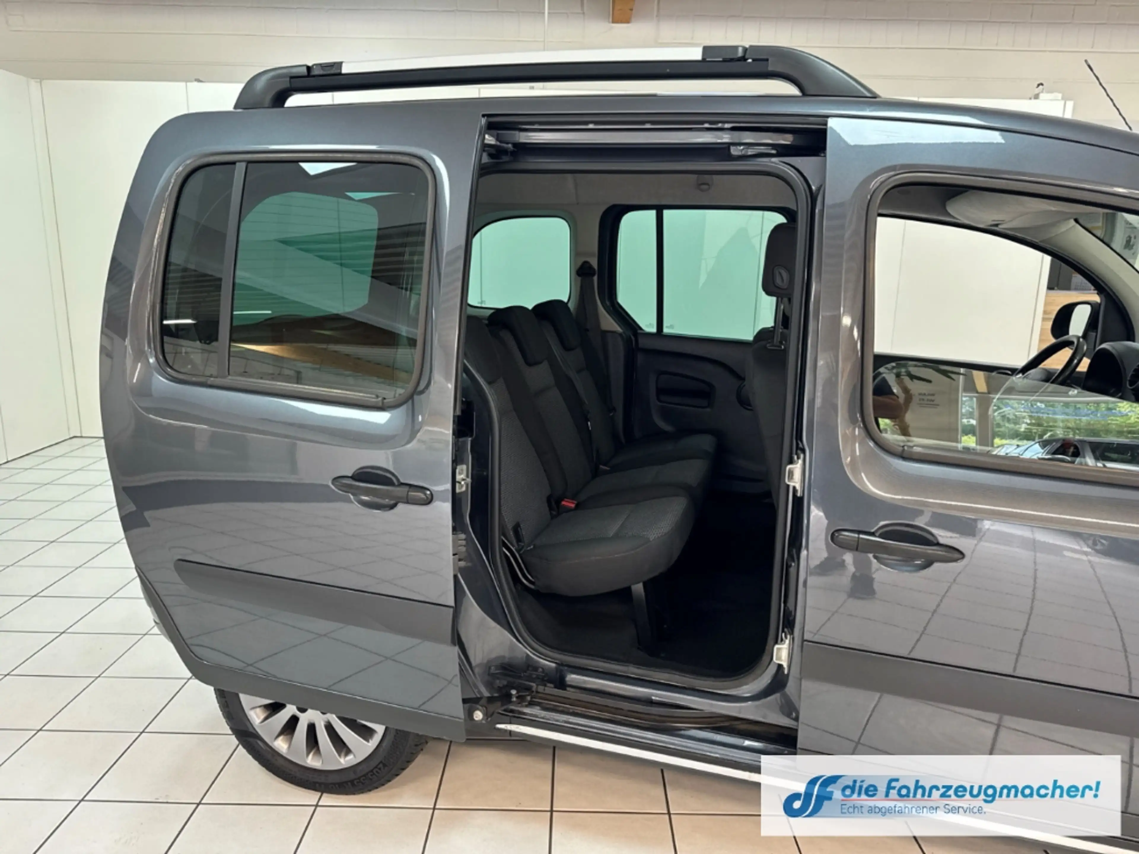 Mercedes-Benz Citan 111 CDI lang Tourer Edition Klimaautom SHZ Temp P — photo 12