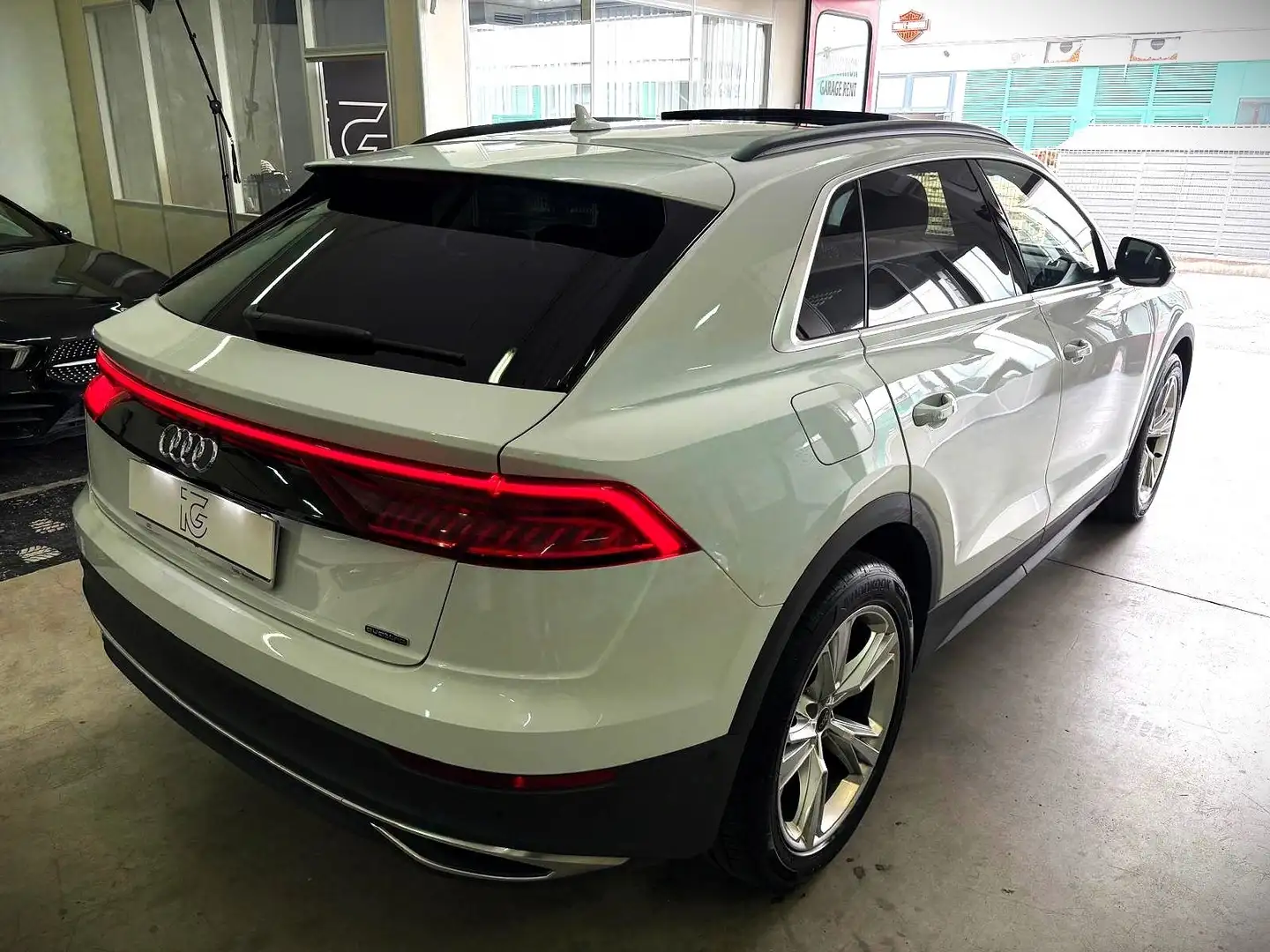 Audi Q8 45 3.0 tdi mhev quattro tiptronic - Gancio traino Weiß - 2