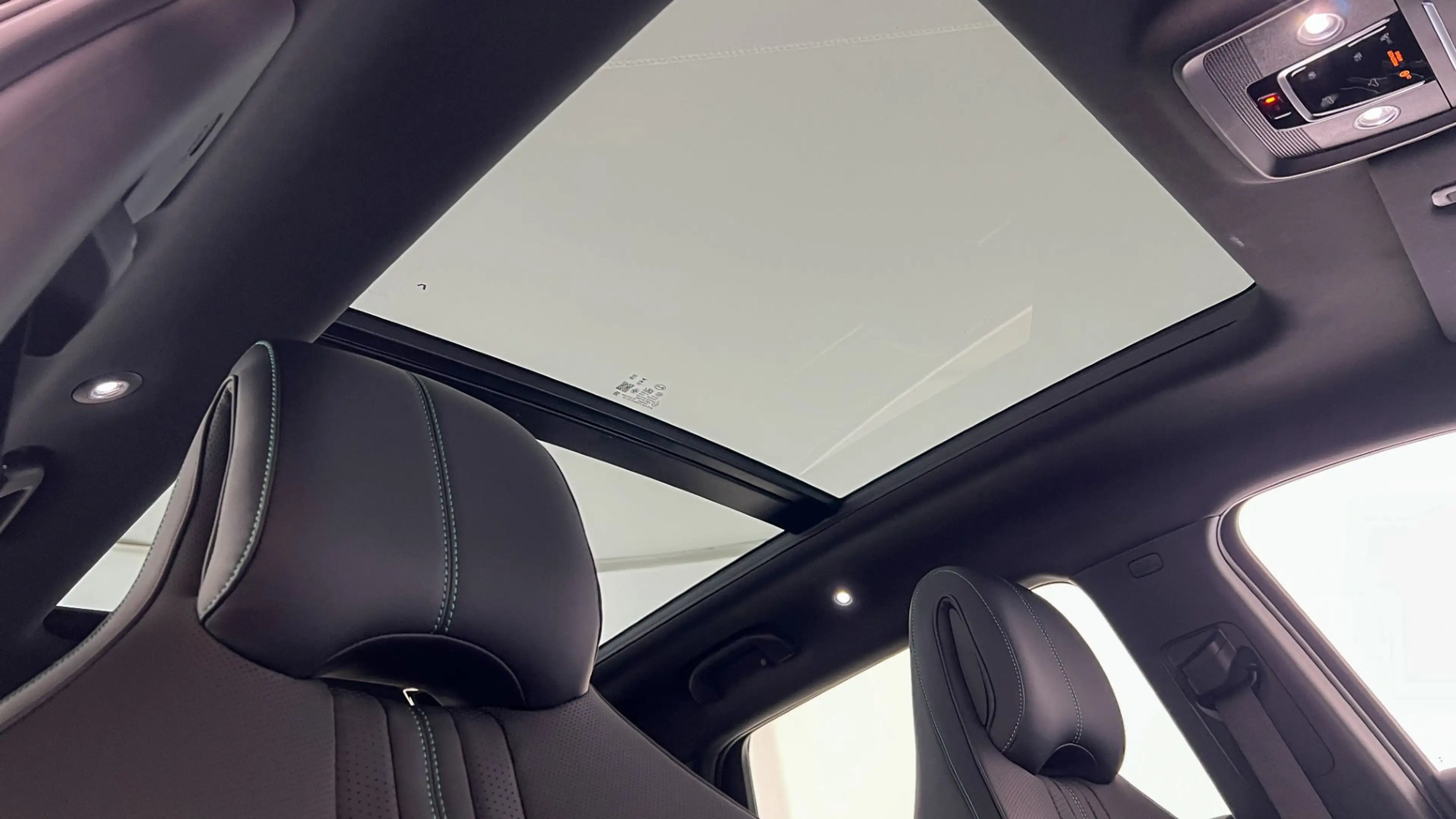 BYD Seal U DM-i PHEV 18,3kWh AWD Design — photo 7