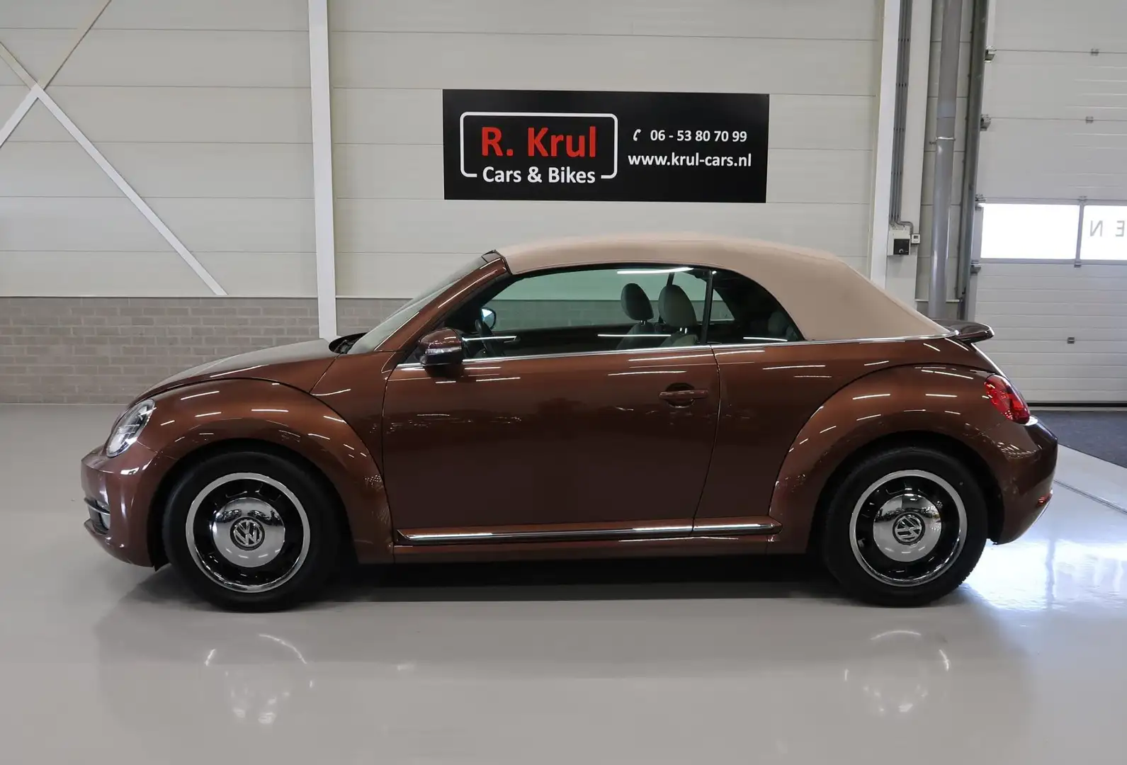 Volkswagen Beetle Cabriolet 1.2 TSI Exclusive Edition Leer Airco-ecc Brun - 1