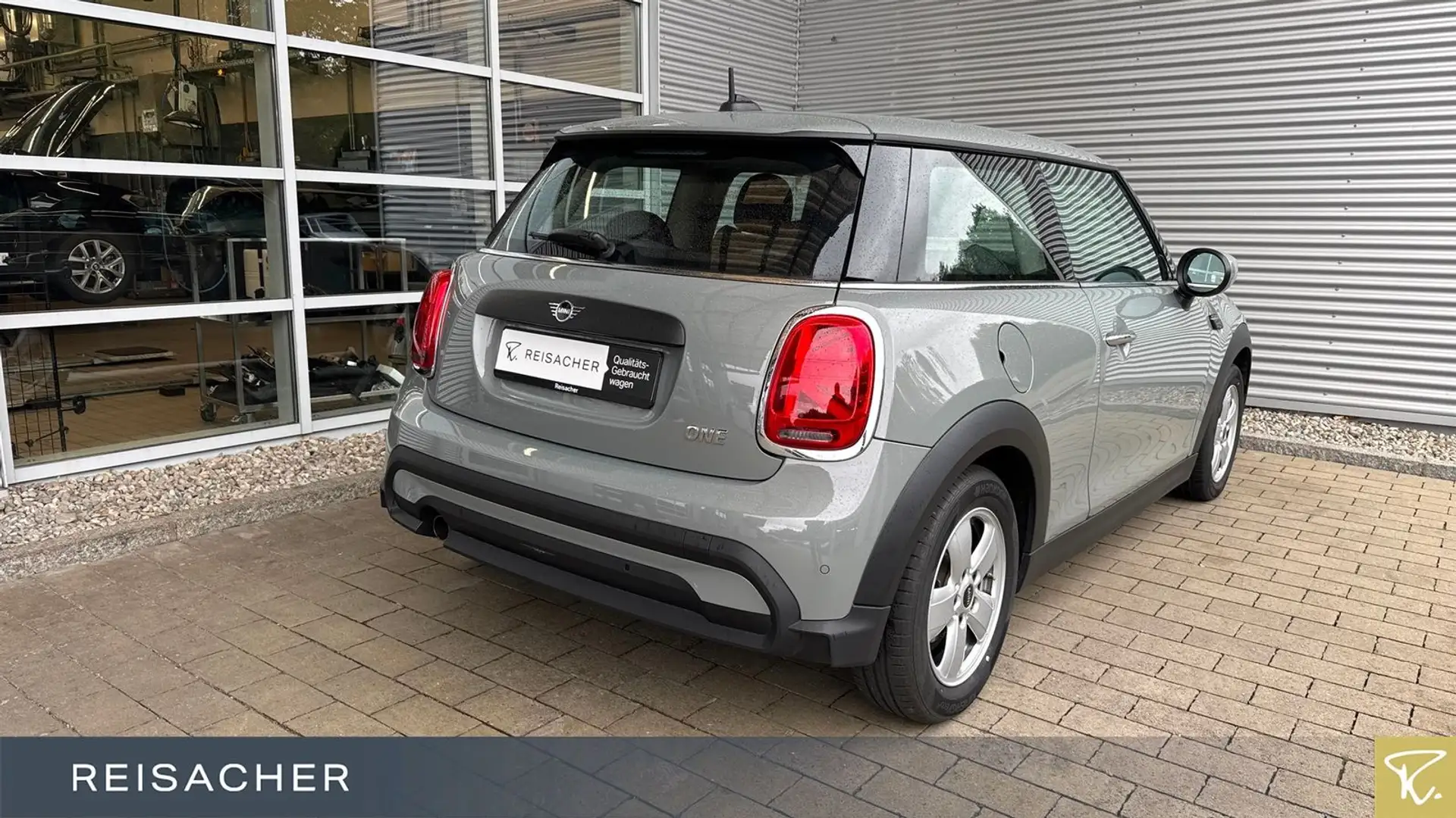 MINI One One Classic-Trim Navi PDC LED Sportsitz DAB 15" Grau - 2