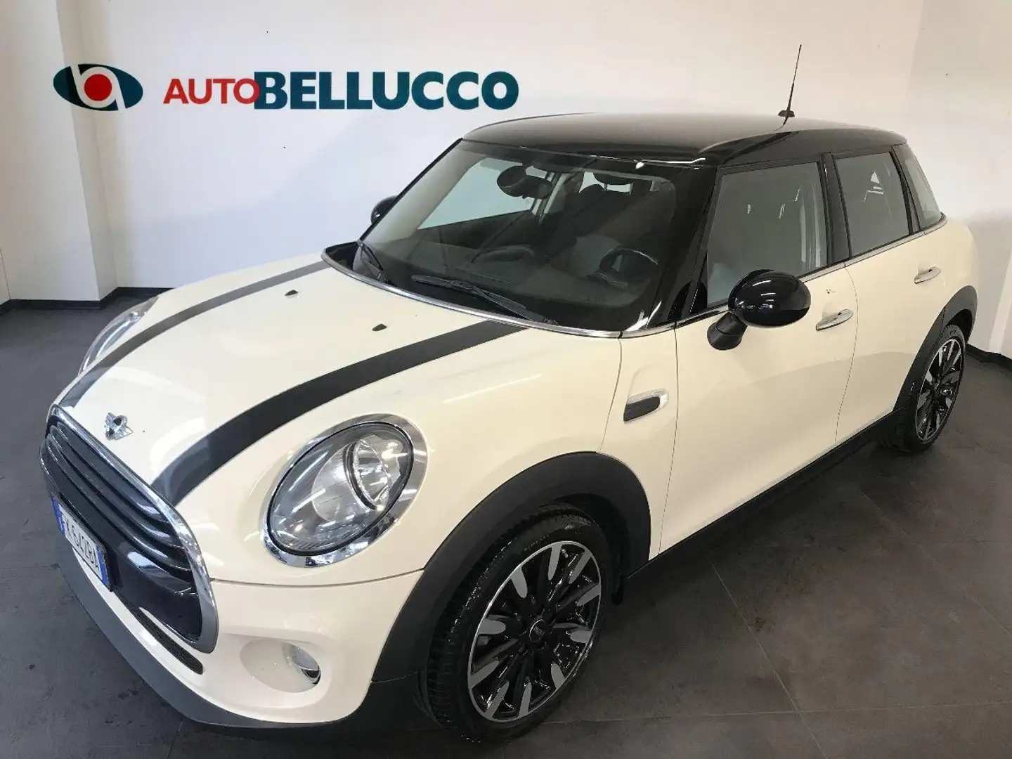 MINI Cooper Cooper Hype 5 porte Blanc - 1