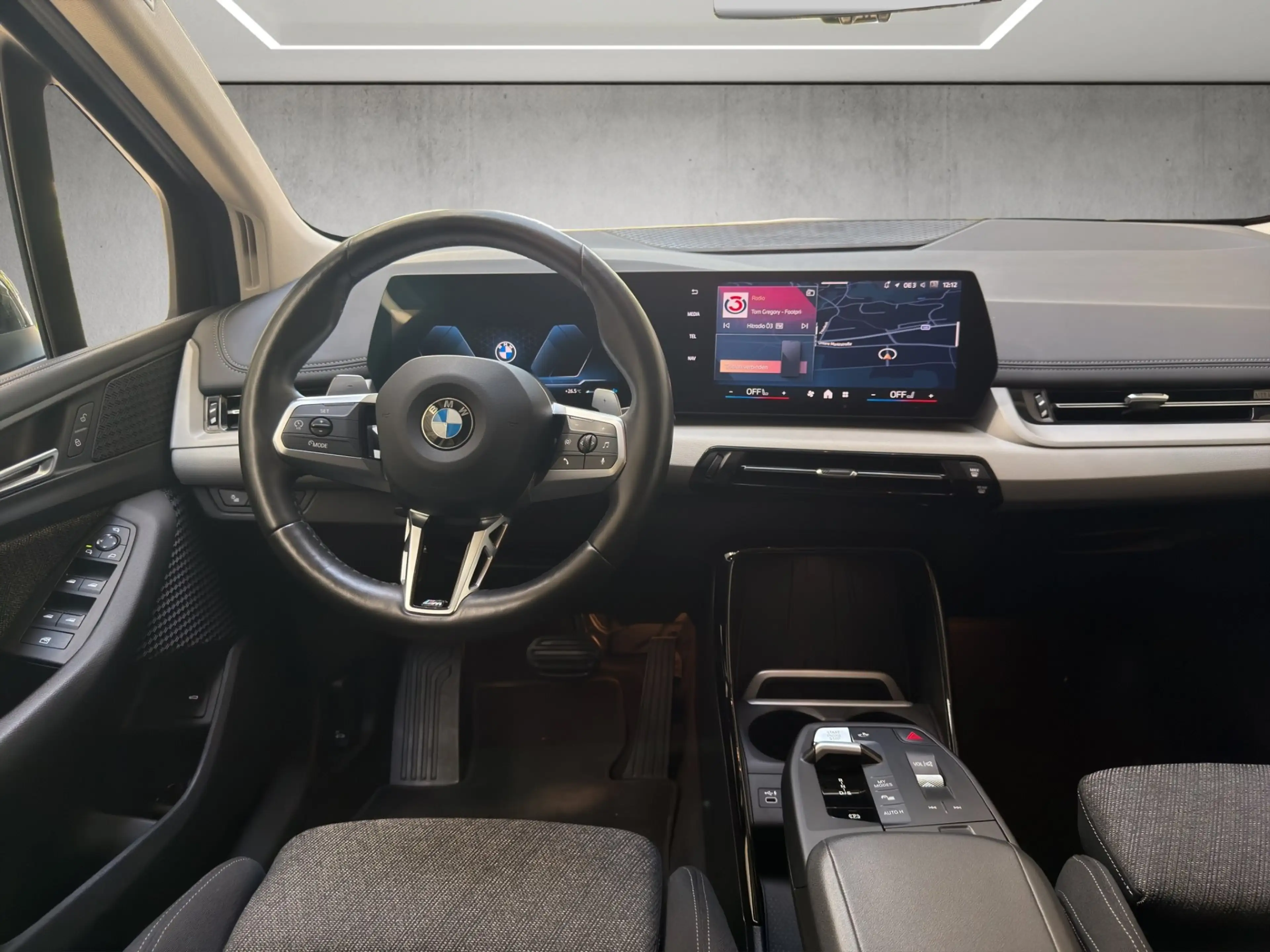 BMW 223 d xDrive — photo 12