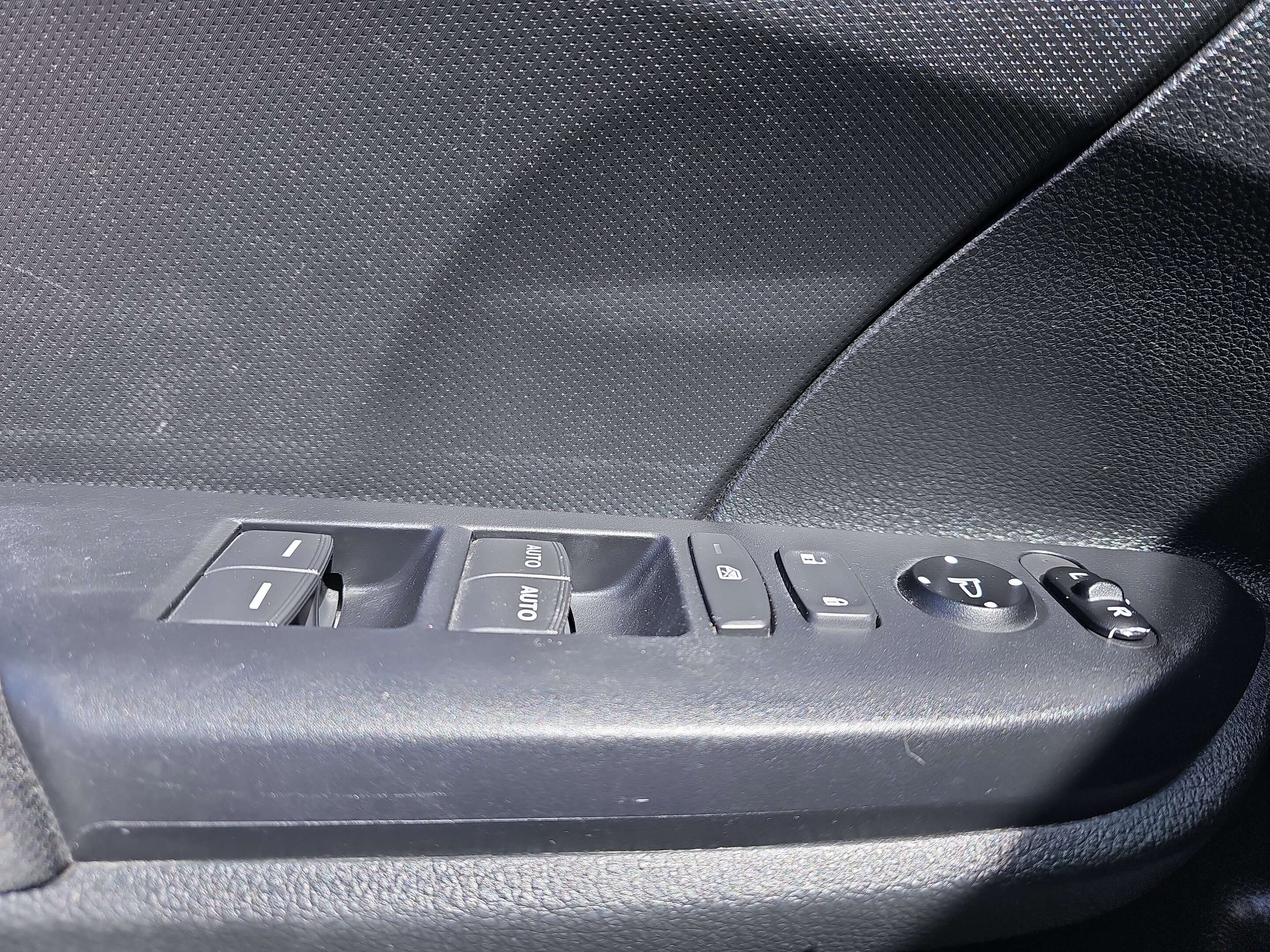 2019 Honda Civic LX thumb 18