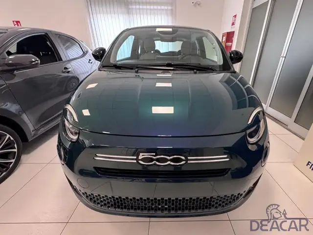 Fiat 500 view 2