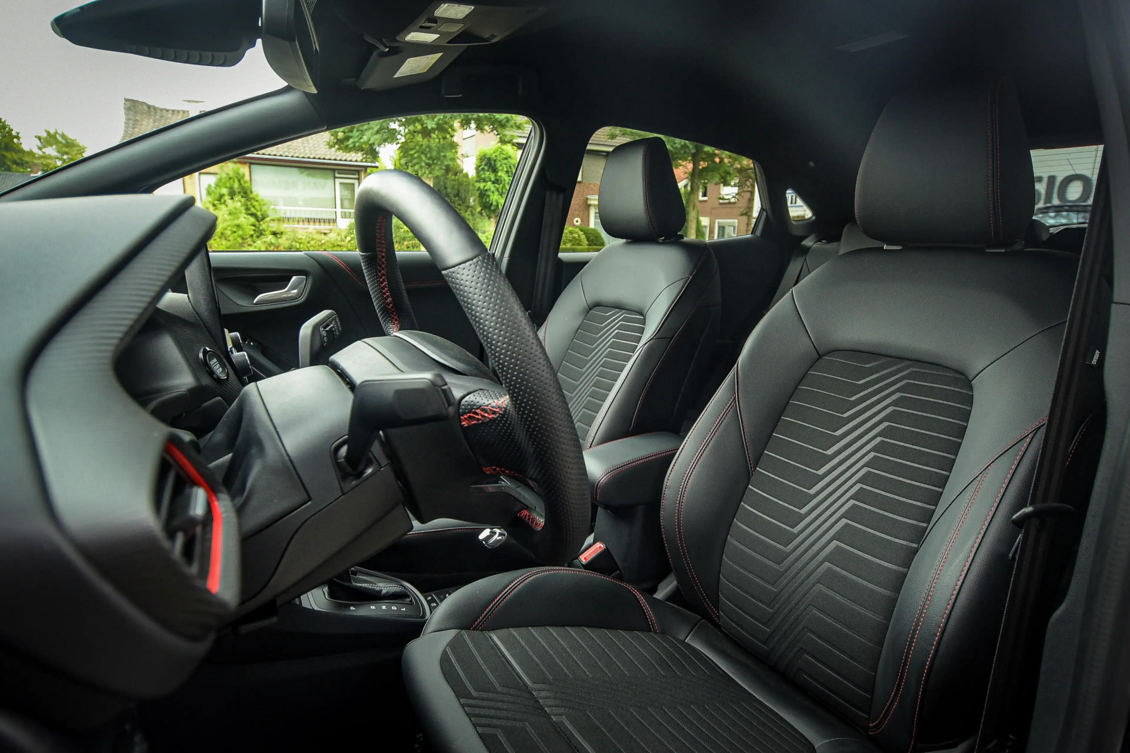 Ford Puma 1.0 EcoBoost Hybrid ST-Line X — photo 6