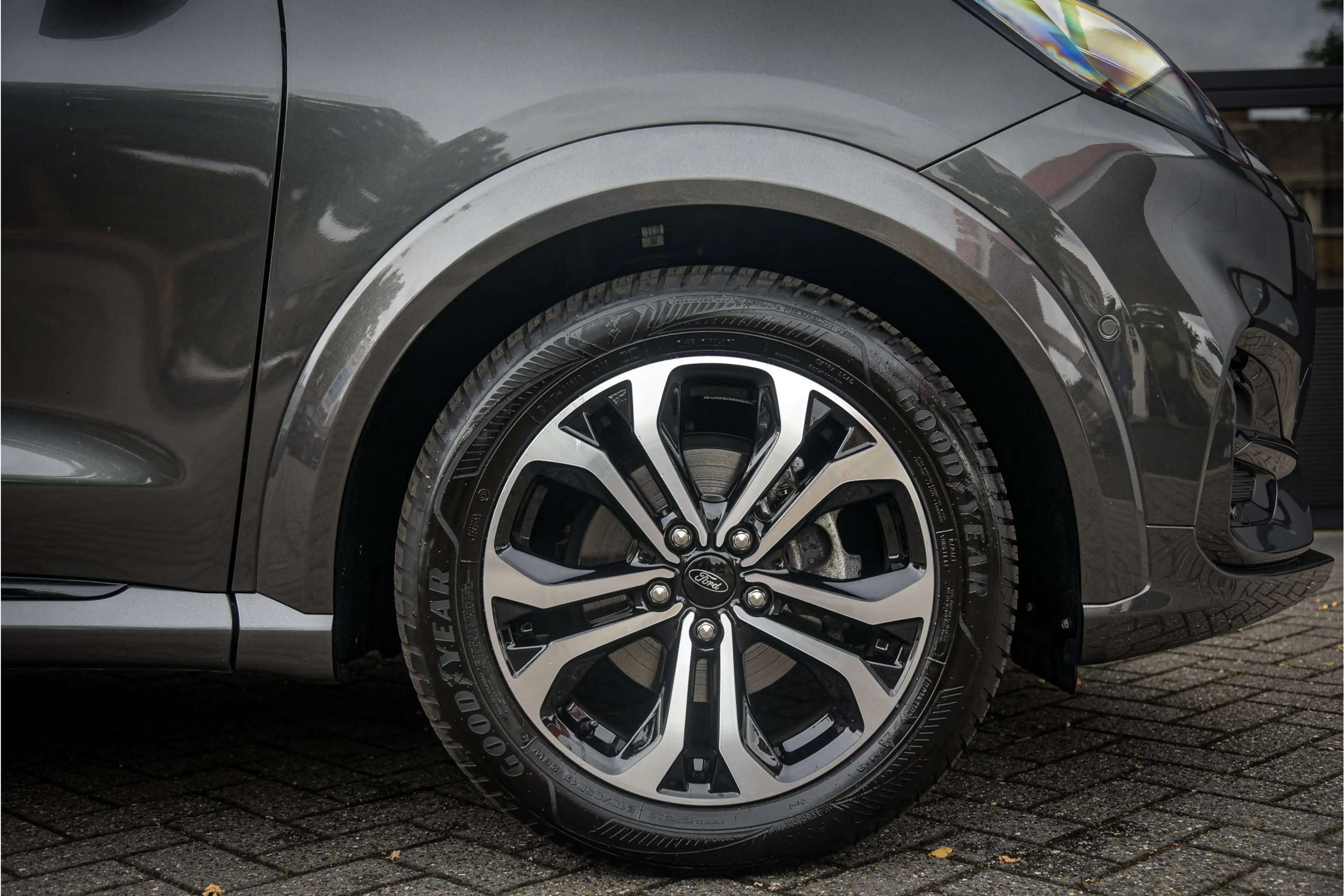 Ford Puma 1.0 EcoBoost Hybrid ST-Line X — photo 5