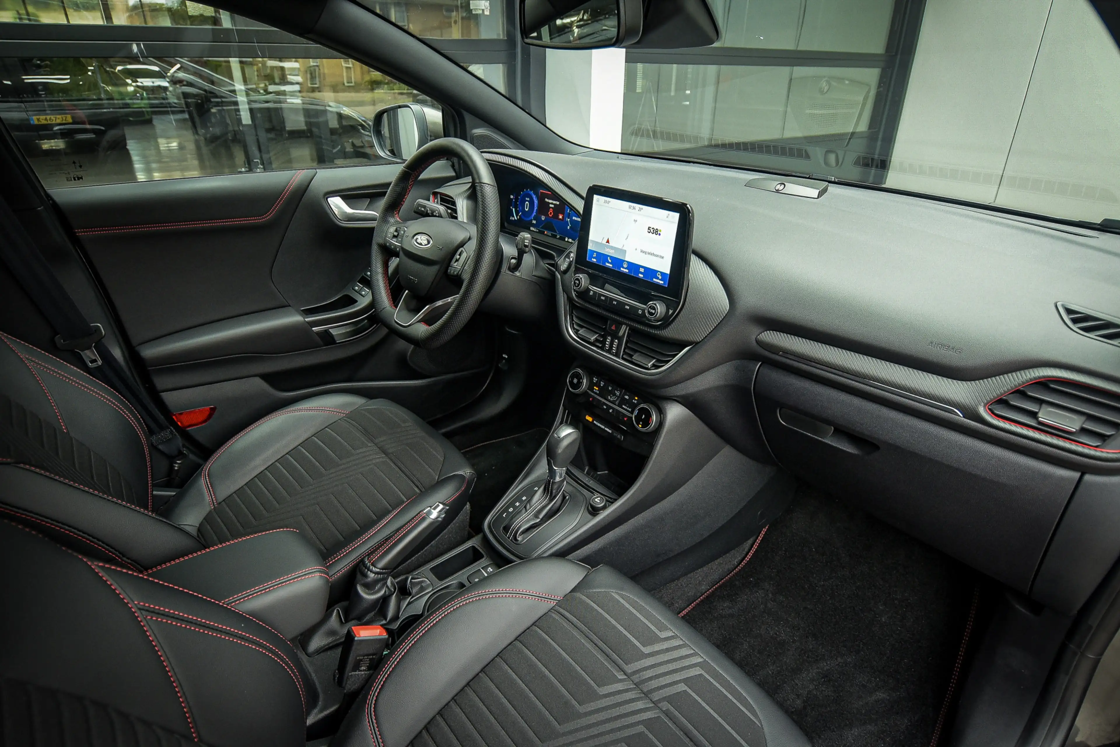 Ford Puma 1.0 EcoBoost Hybrid ST-Line X — photo 15