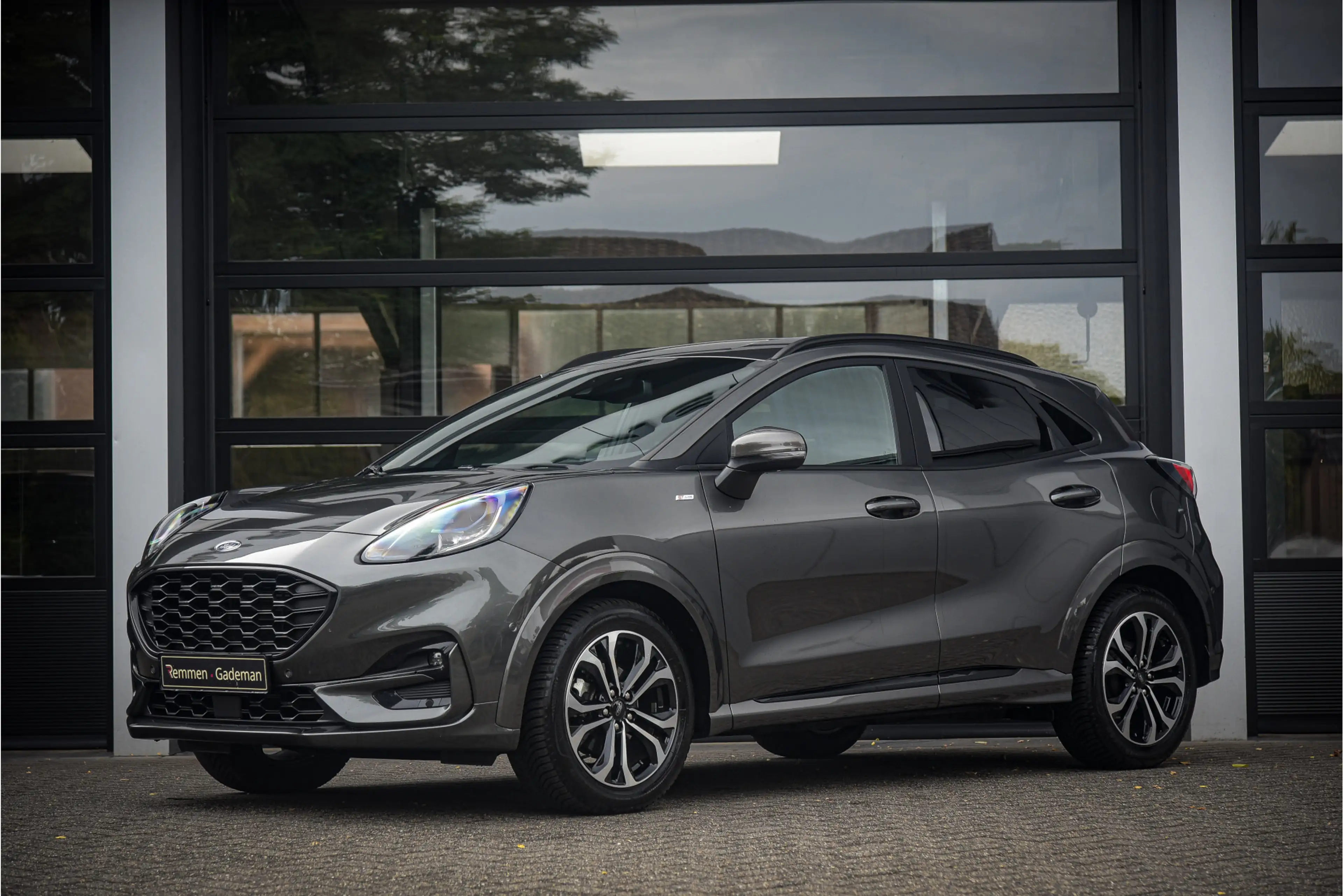 Ford Puma 1.0 EcoBoost Hybrid ST-Line X — photo 2