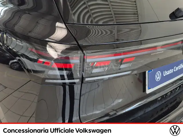 Volkswagen Tiguan view 24