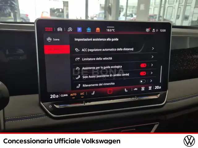 Volkswagen Tiguan view 15