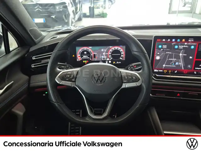 Volkswagen Tiguan view 10